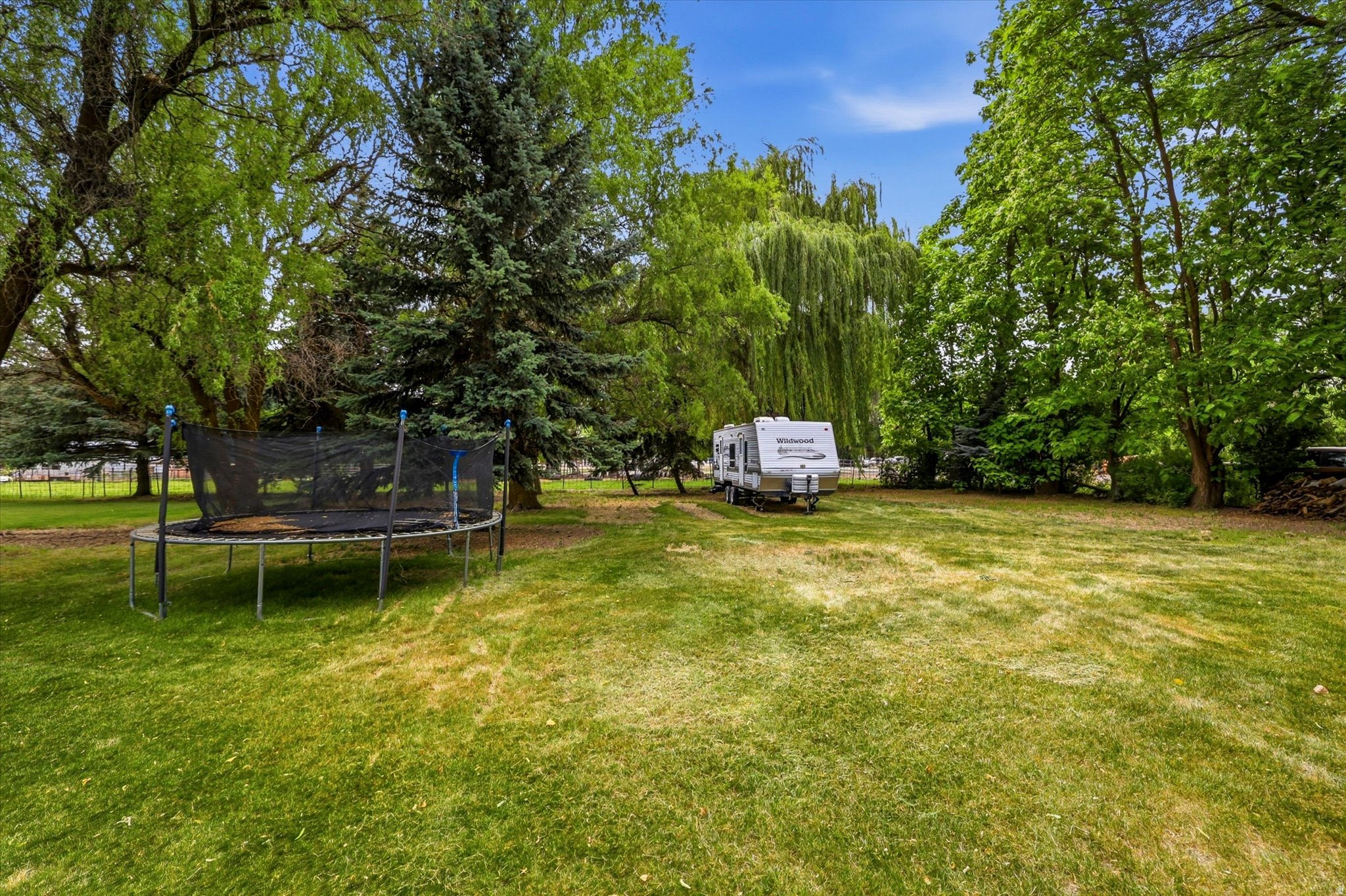 main property photo 34