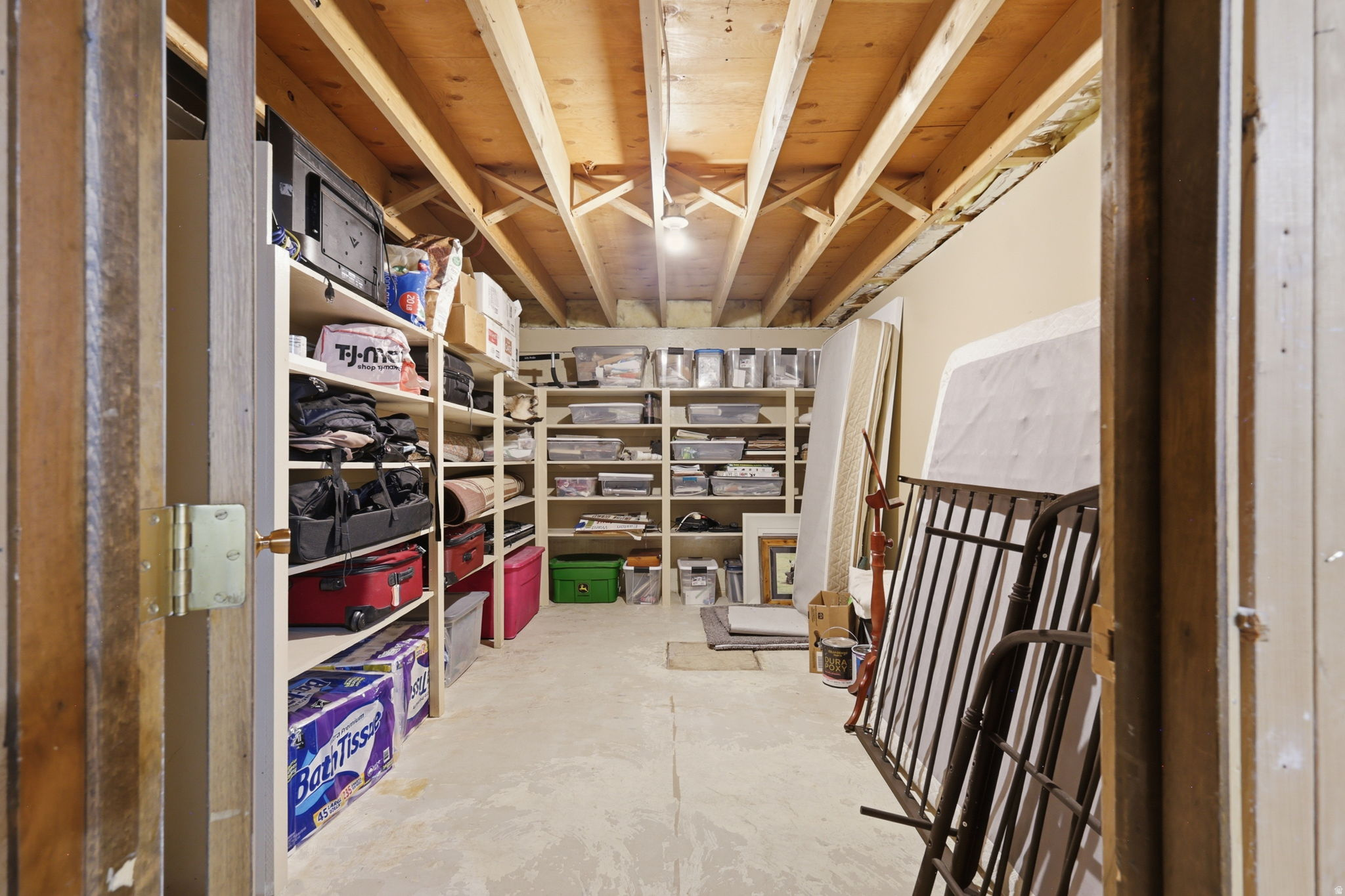 main property photo 50
