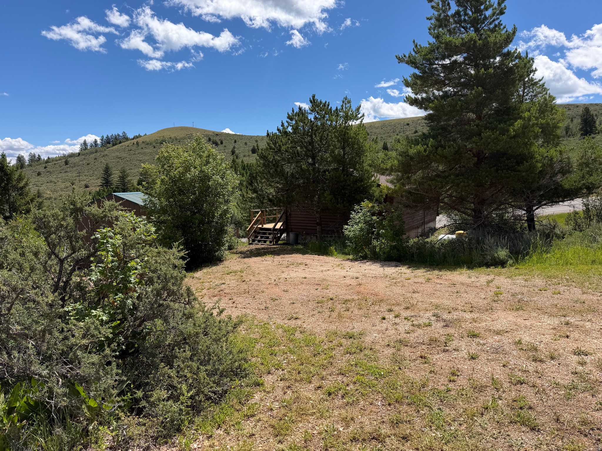 main property photo 22