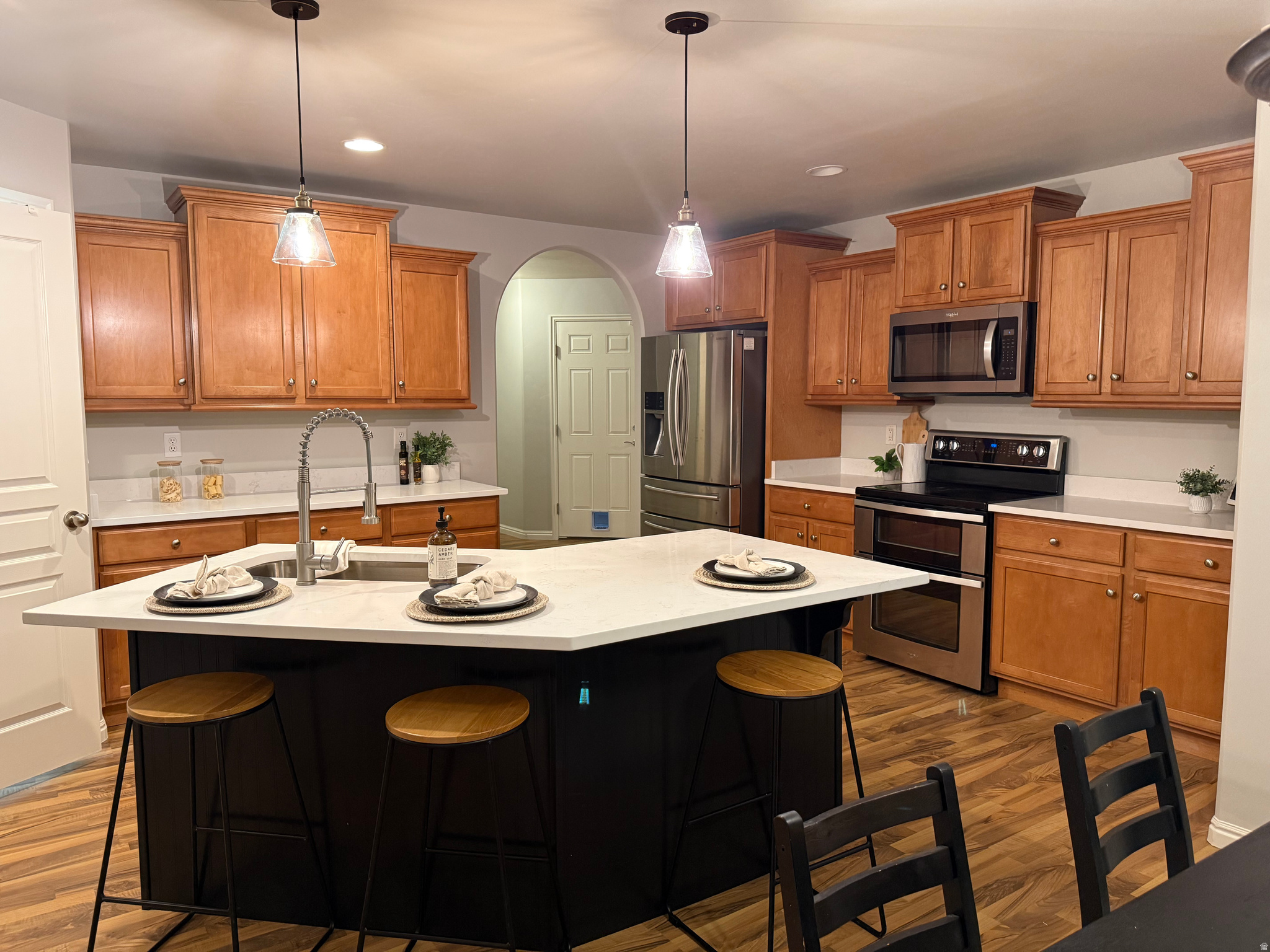 main property photo 8