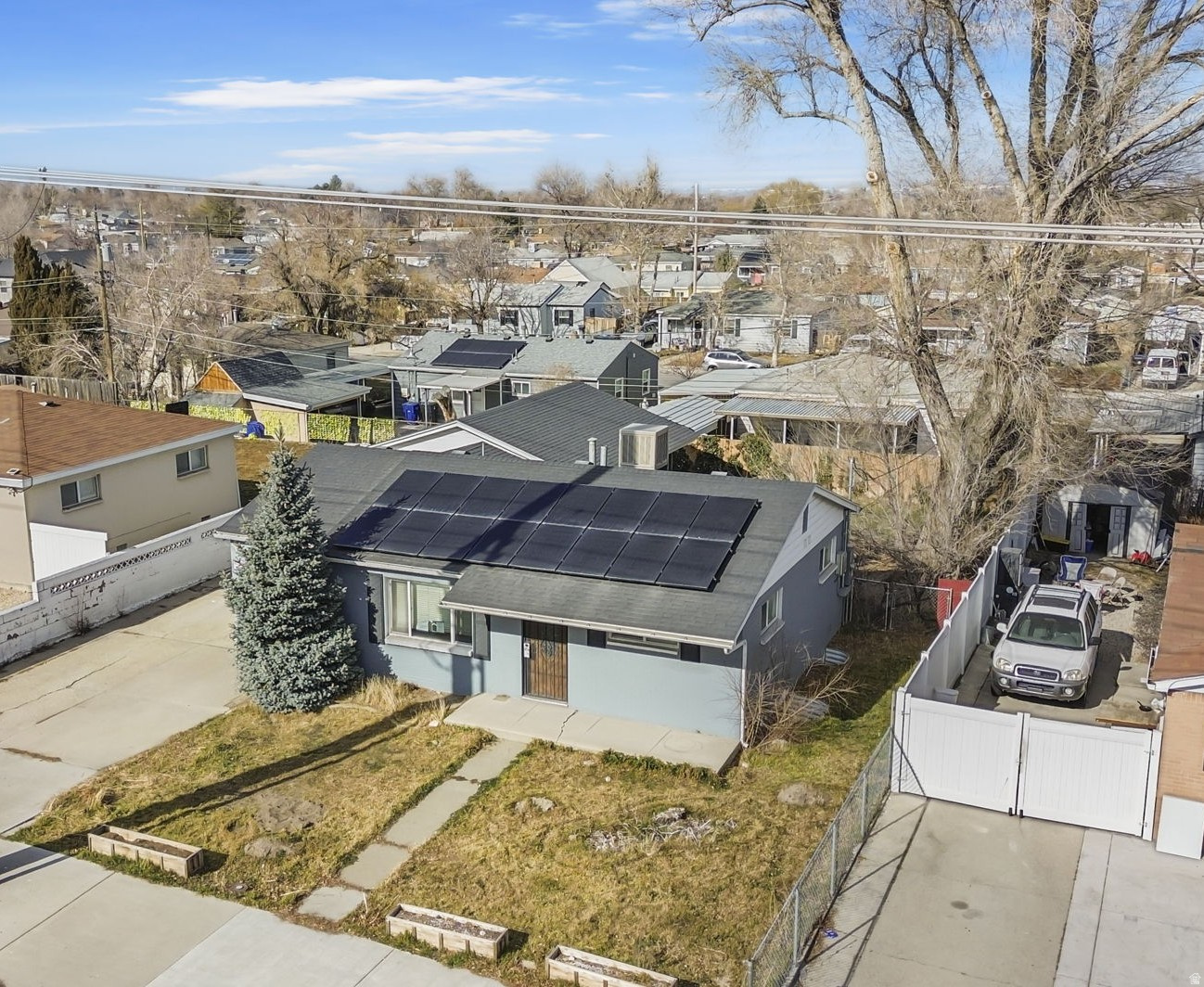main property photo 33