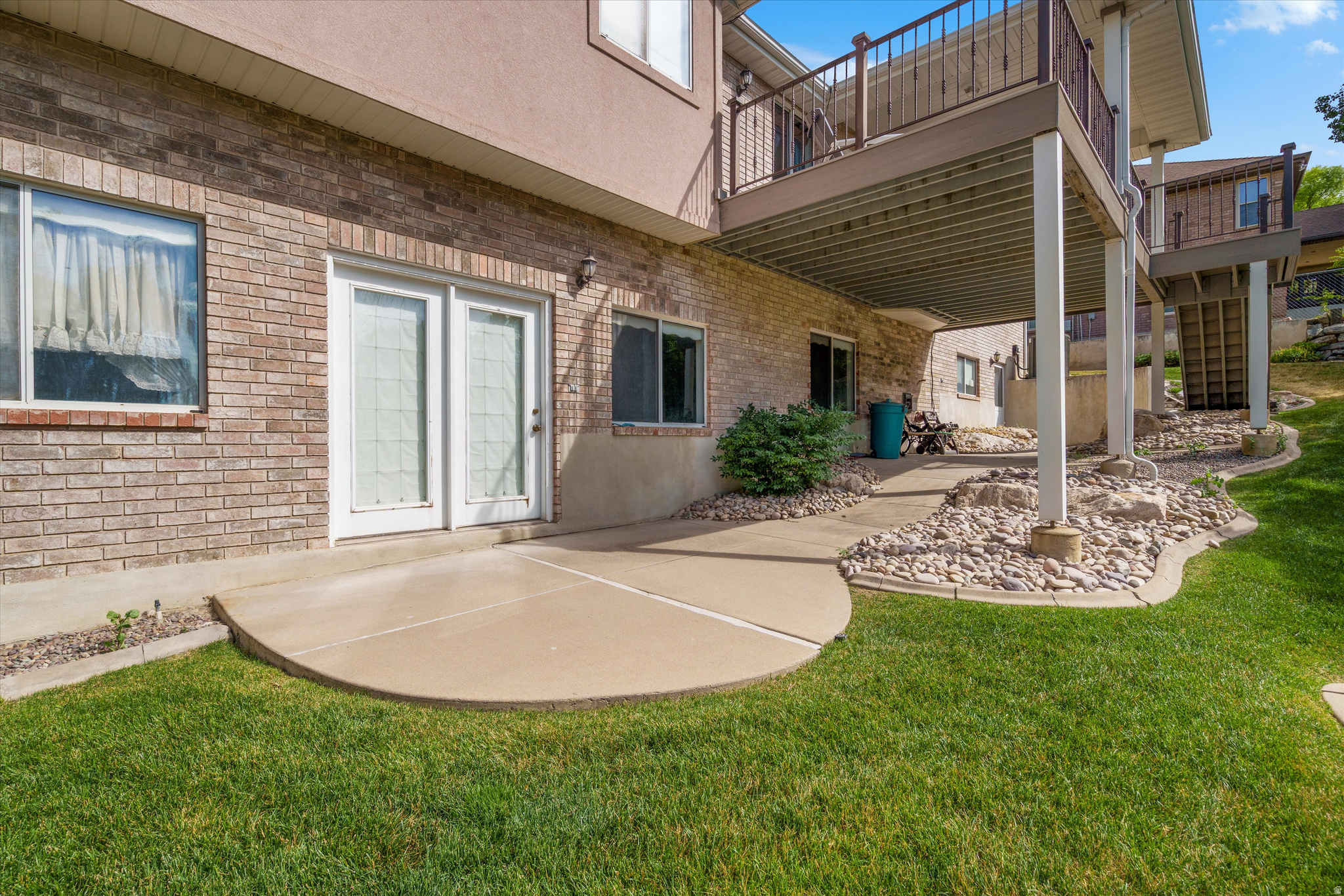main property photo 44