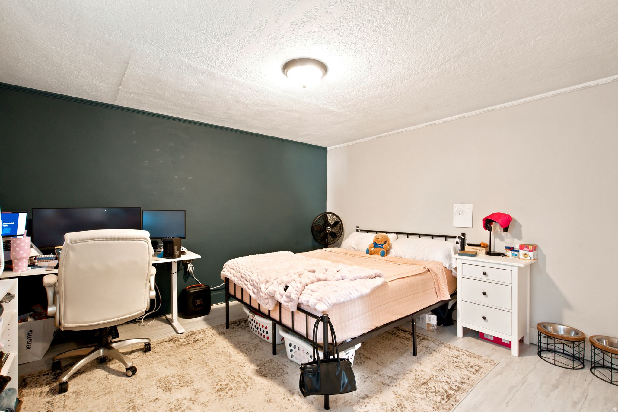 main property photo 35