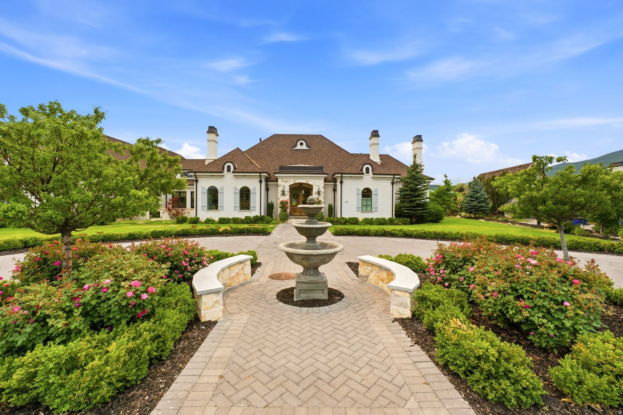 main property photo 0