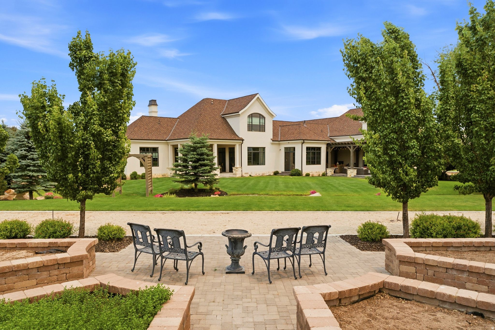 main property photo 90