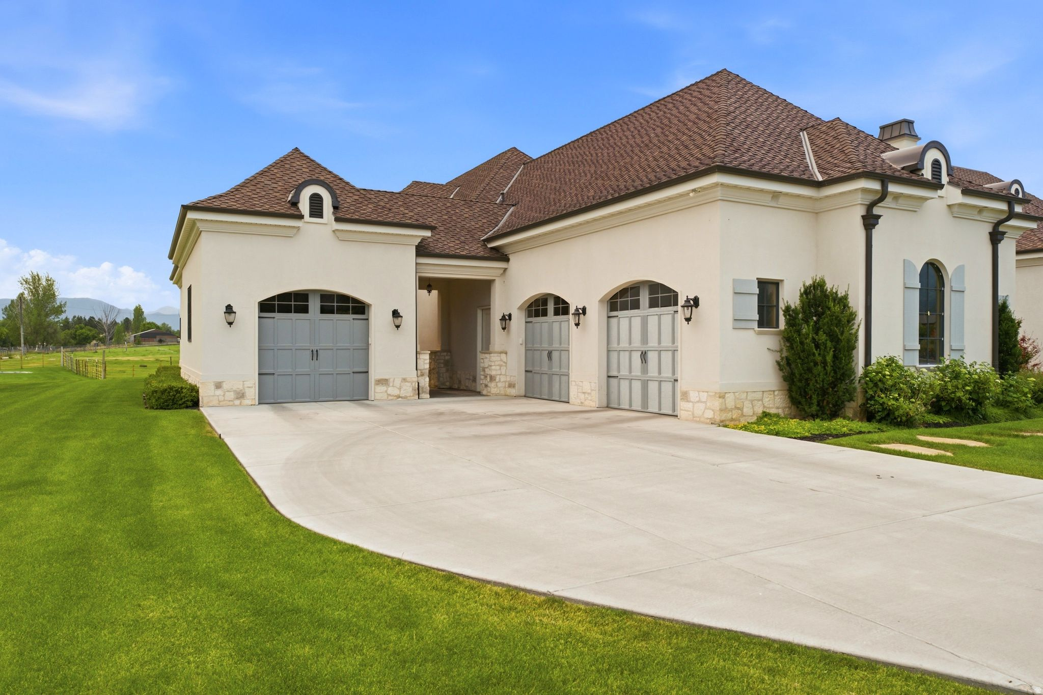 main property photo 91