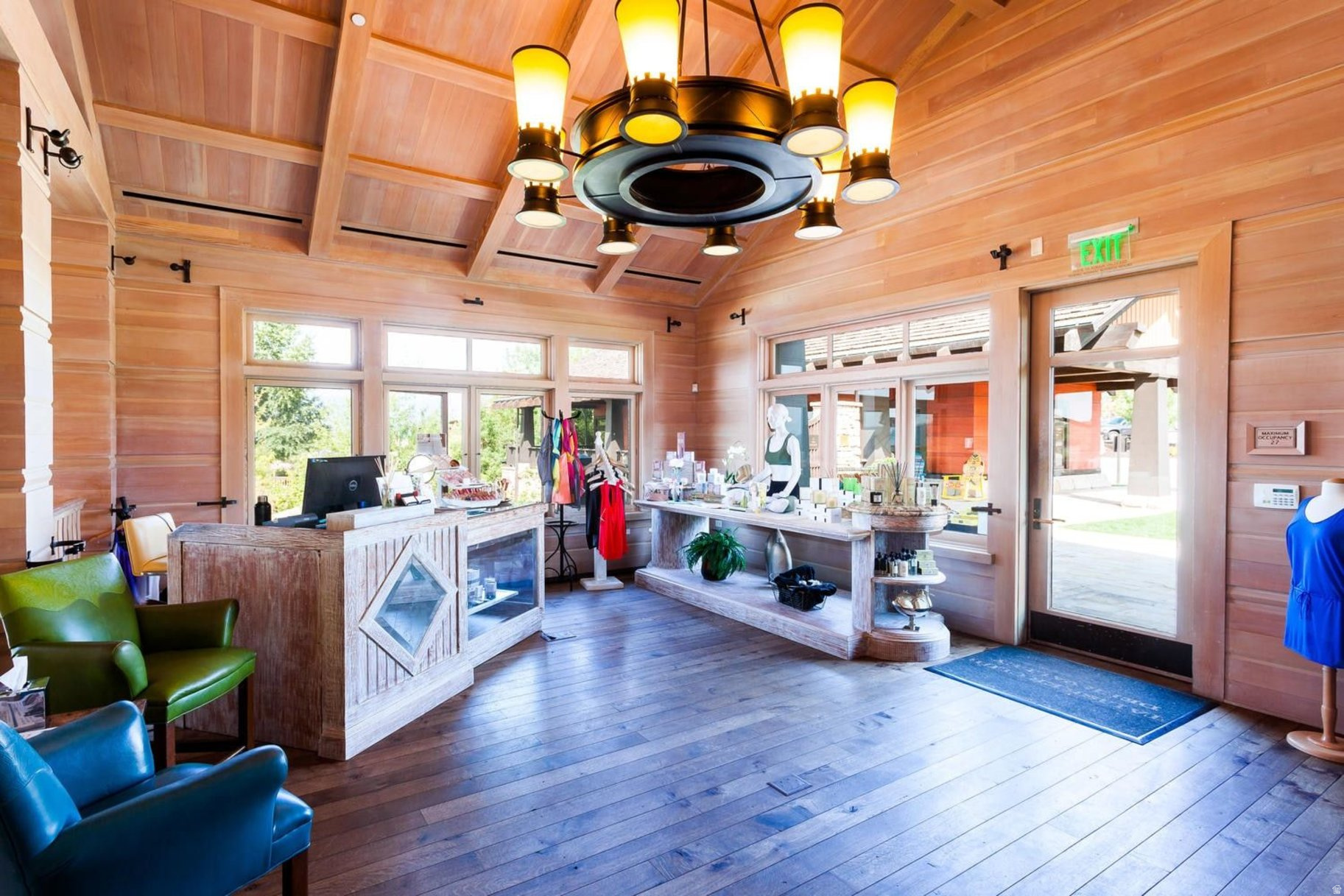 main property photo 26