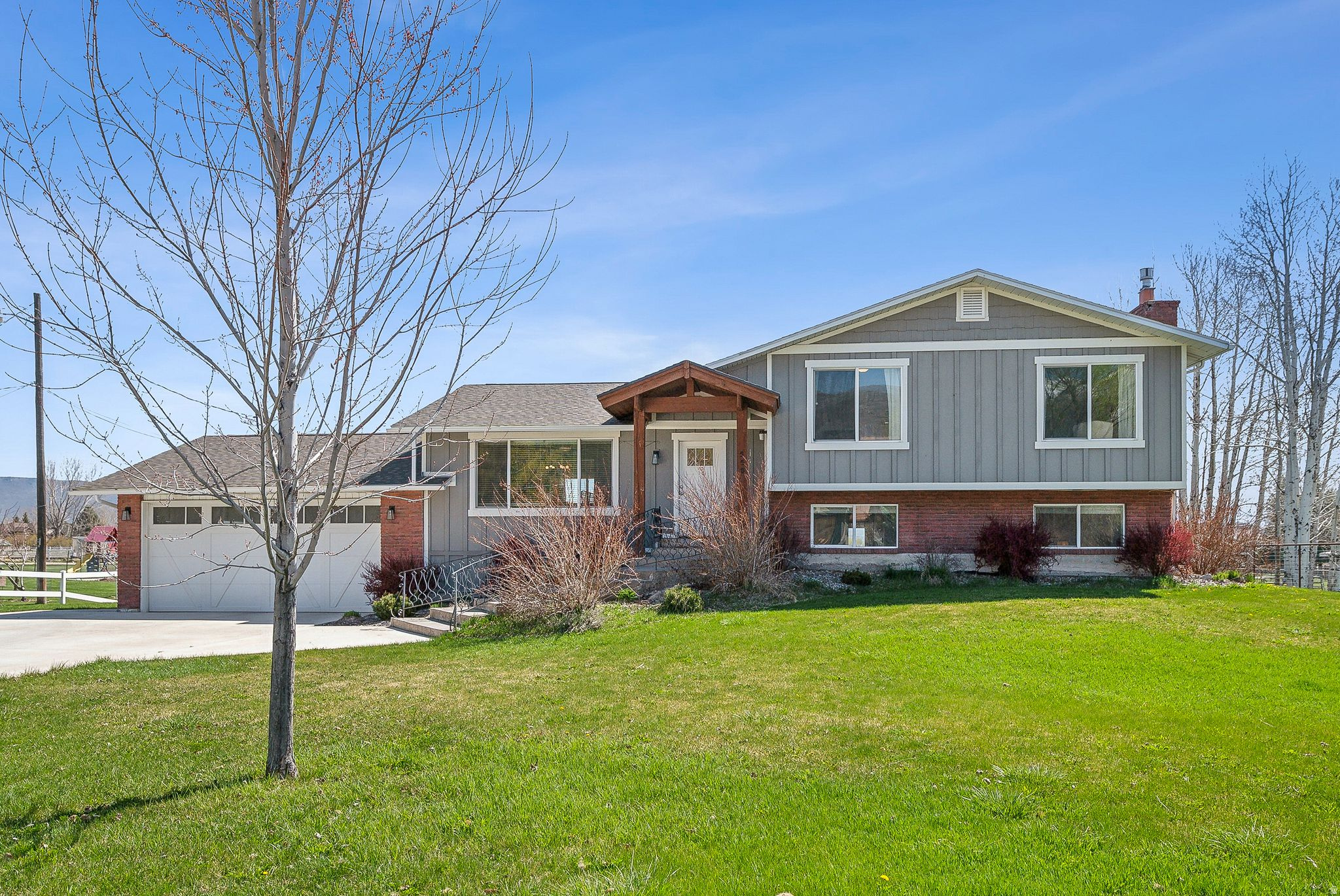 main property photo 0