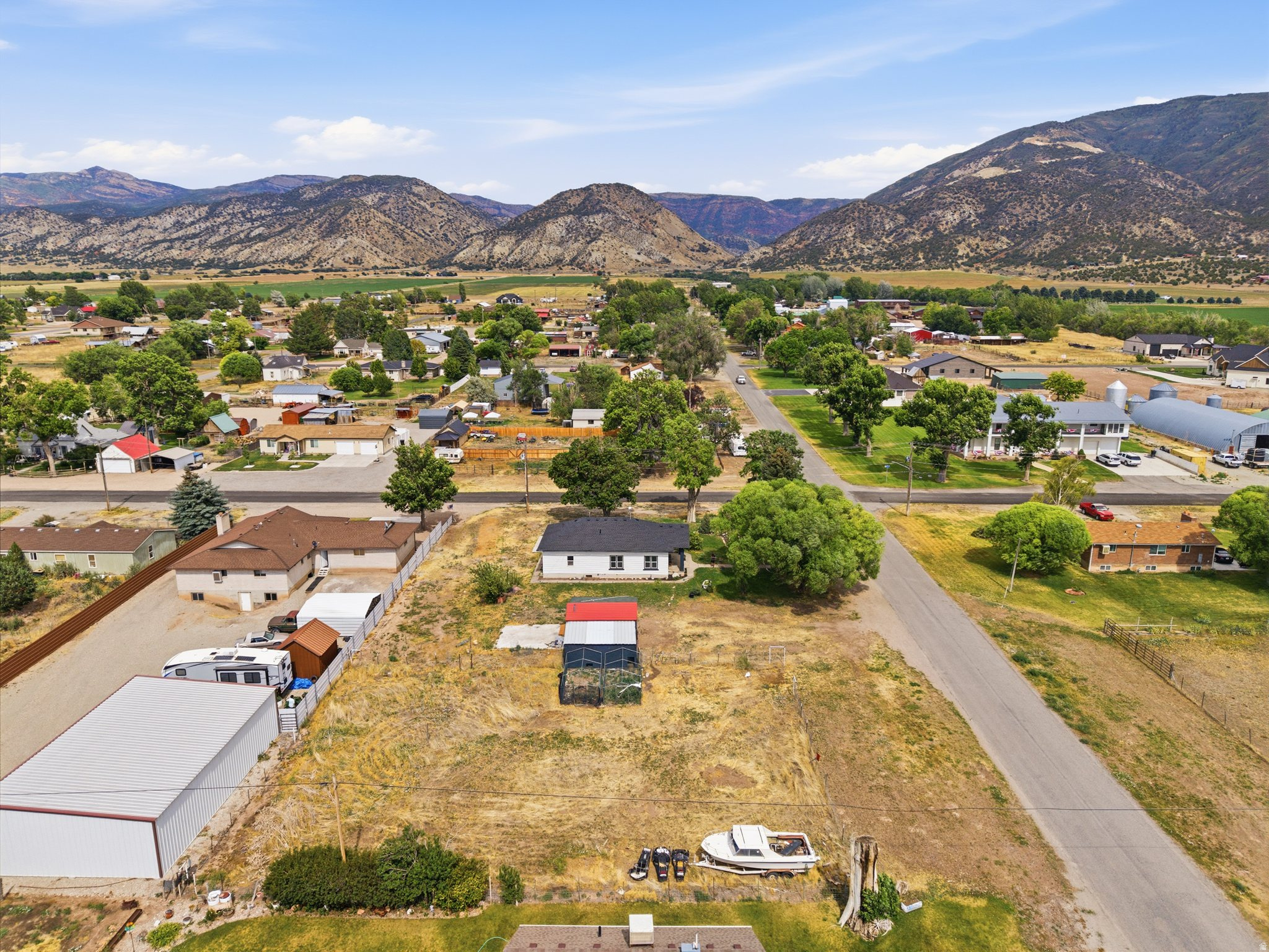 main property photo 20