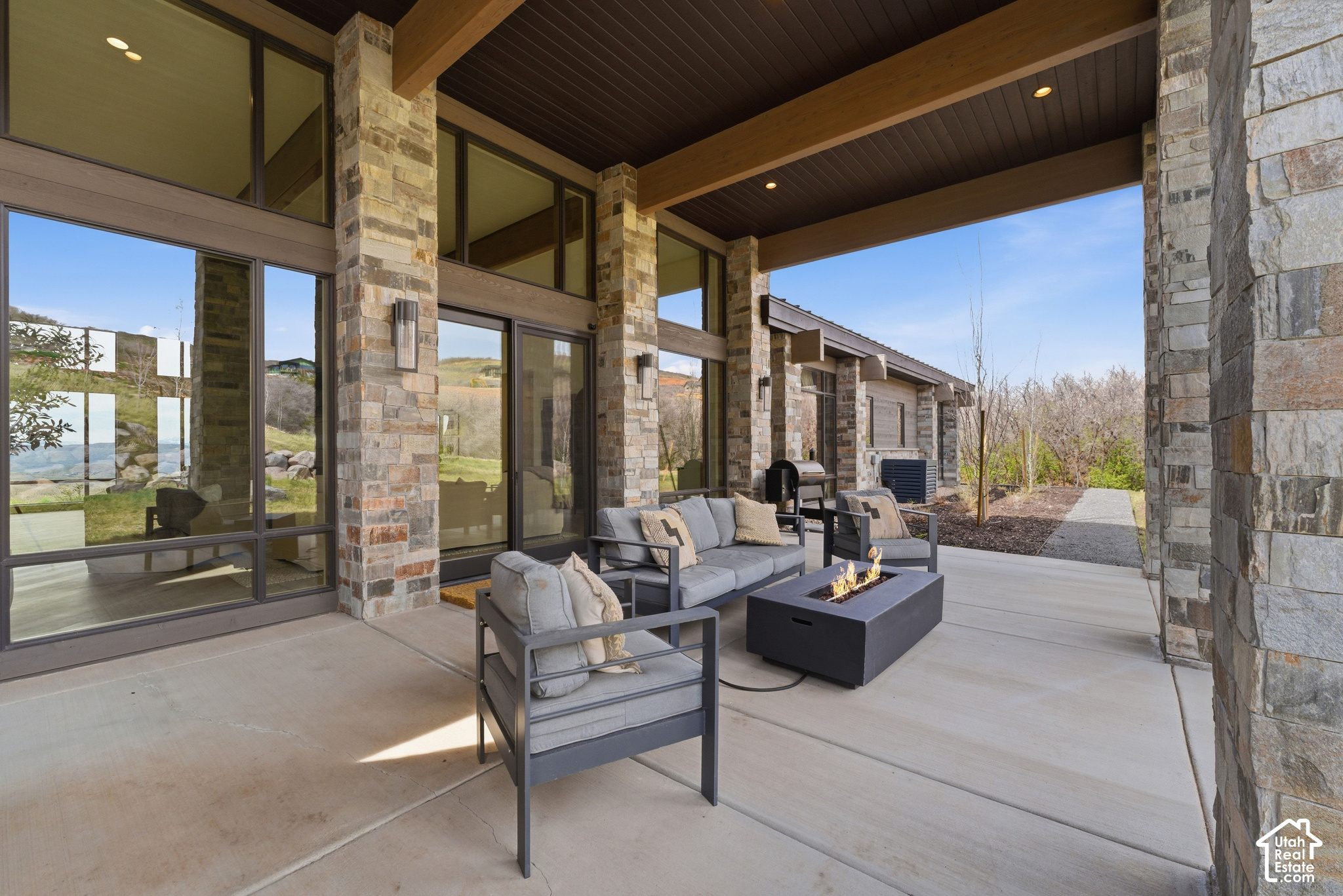 main property photo 59