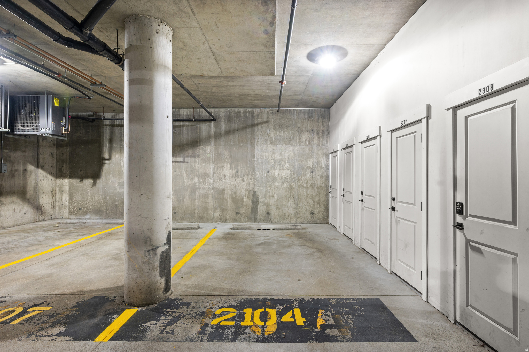 main property photo 17