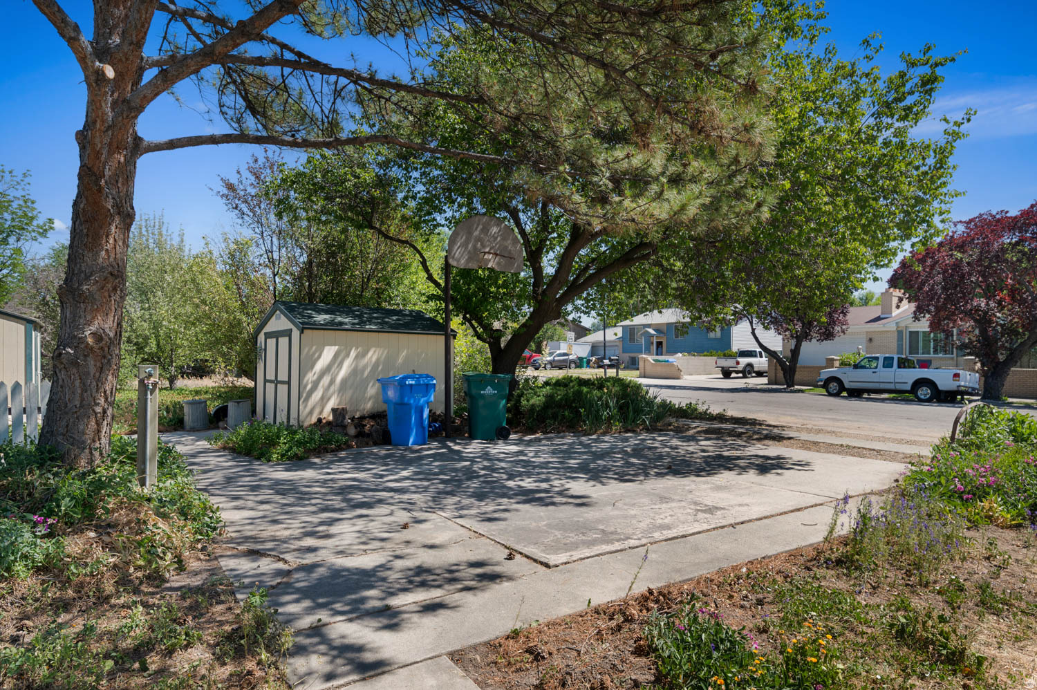 main property photo 22