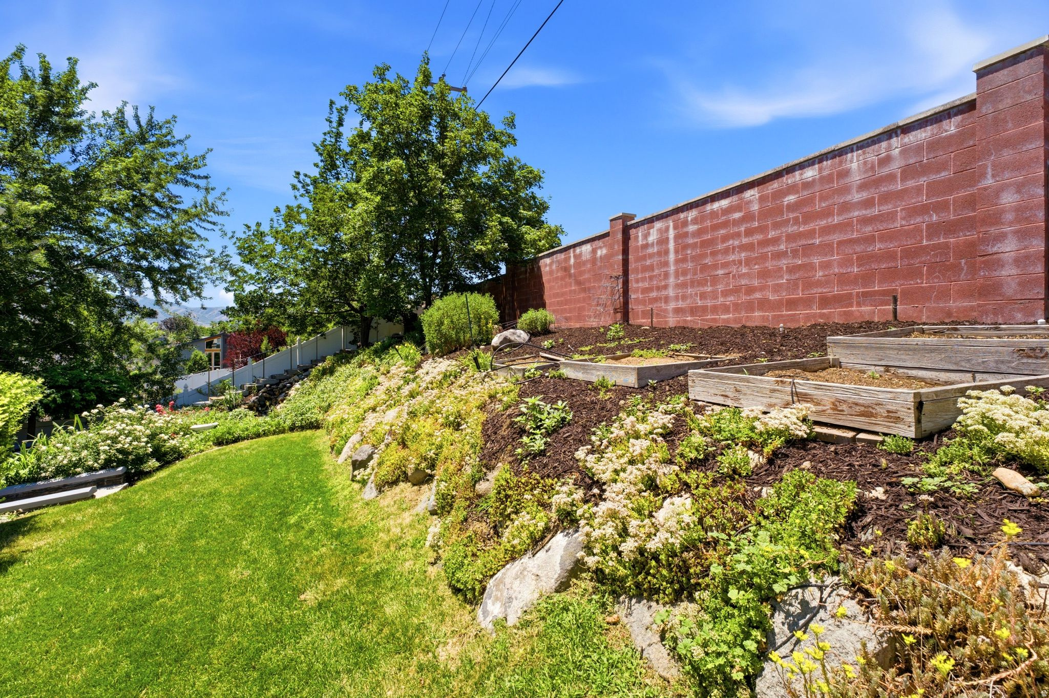 main property photo 73