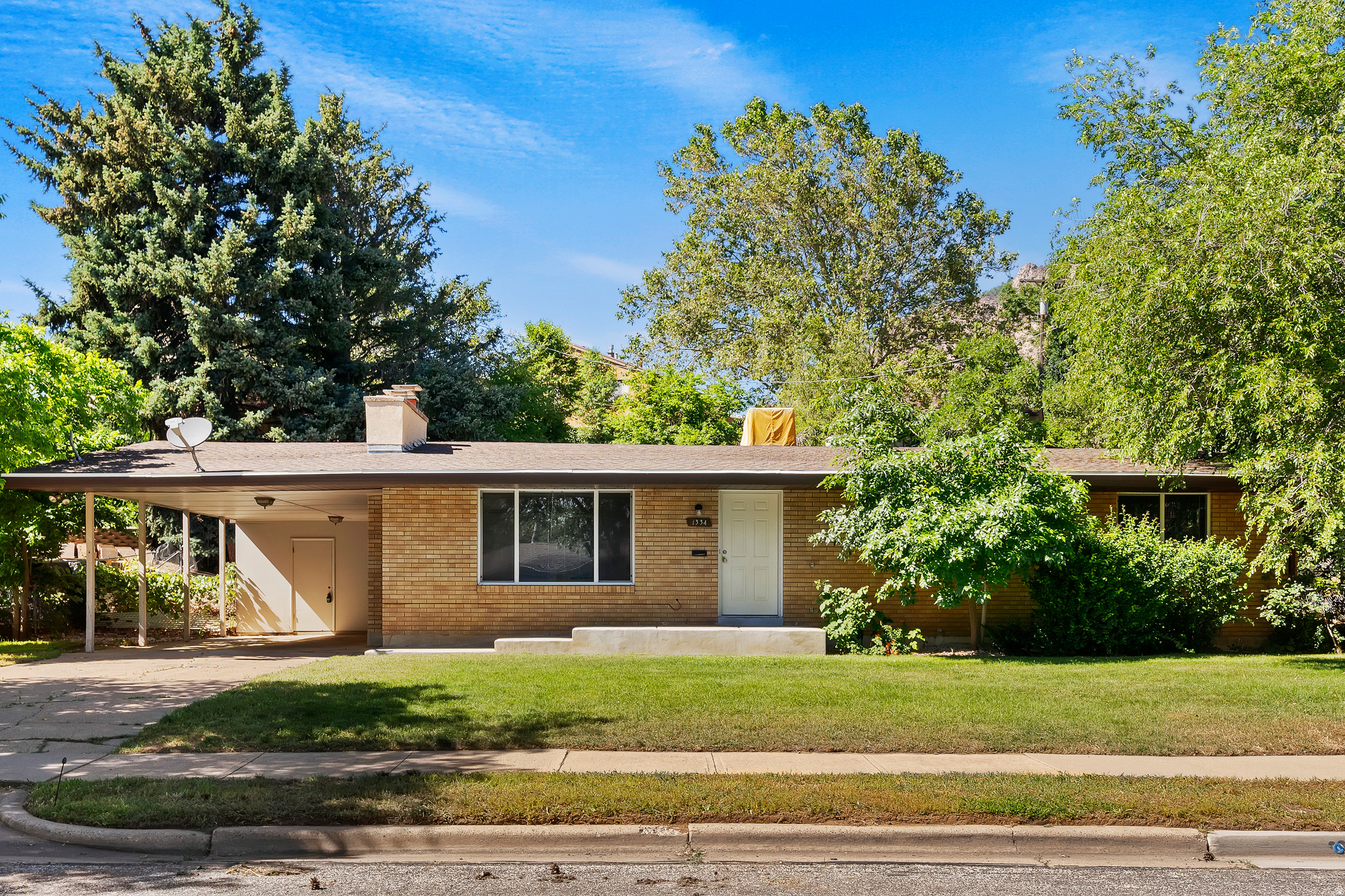 main property photo 0