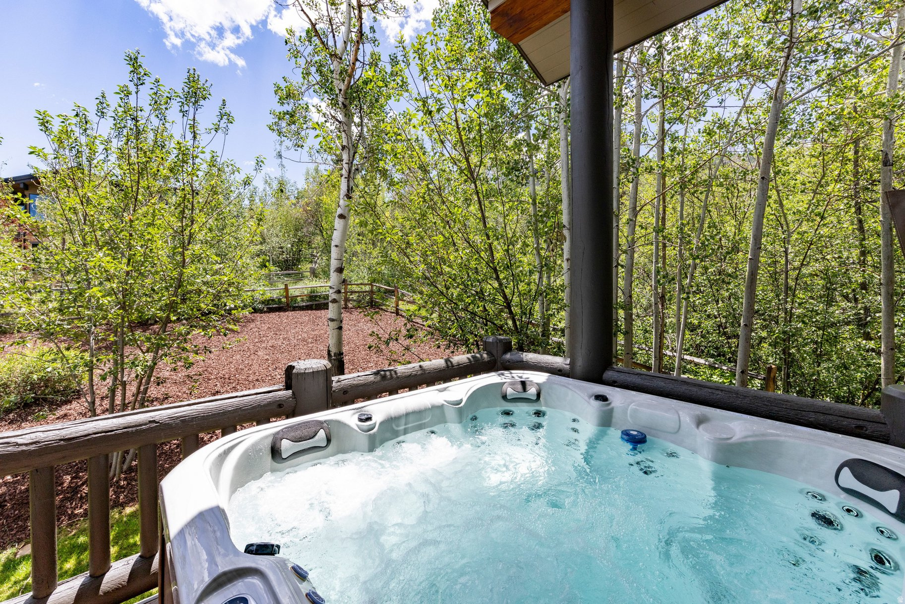 main property photo 19
