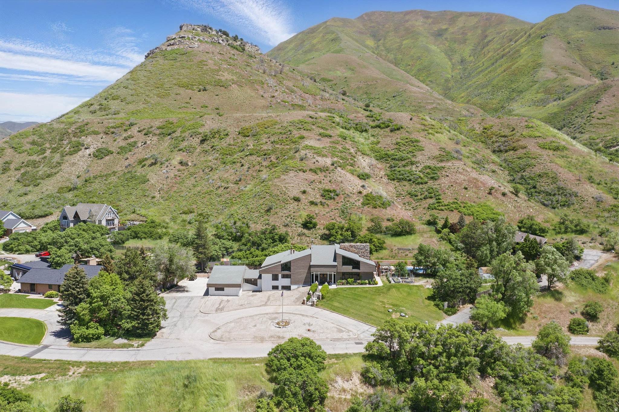 main property photo 7
