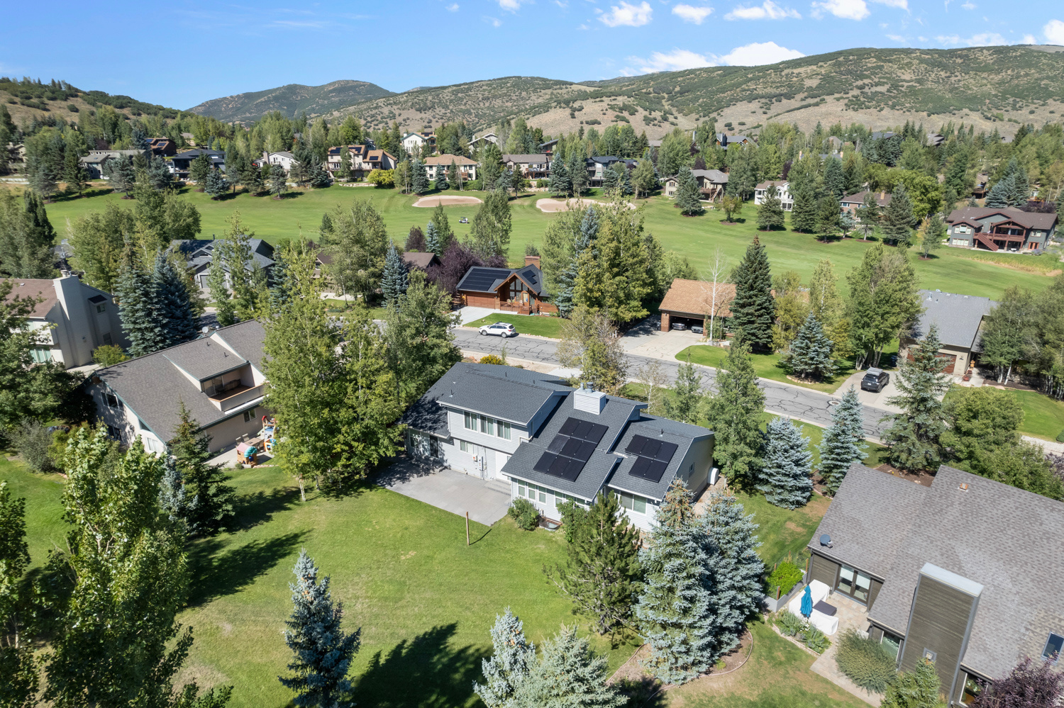 main property photo 40