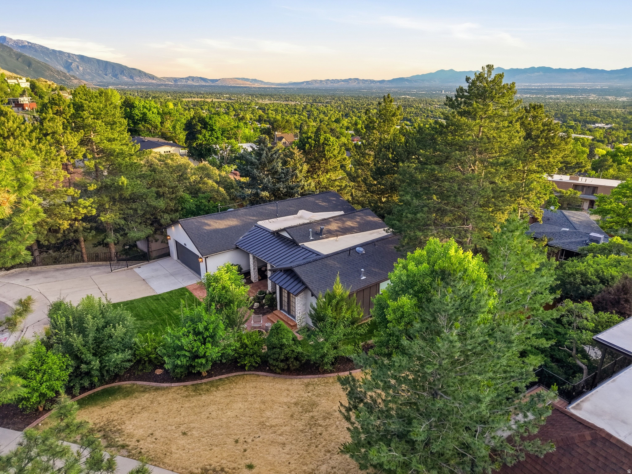 main property photo 21