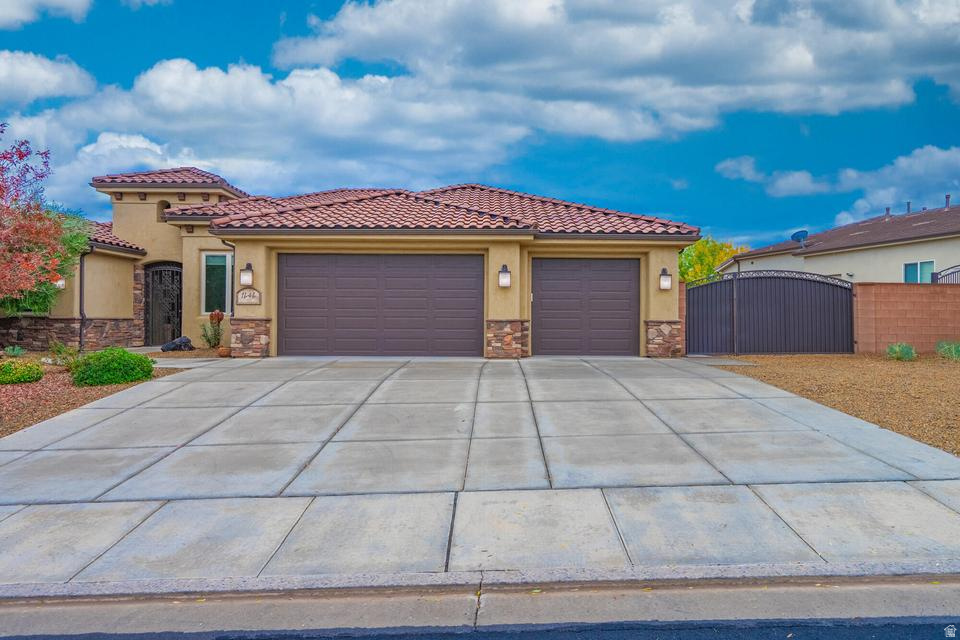 main property photo 0
