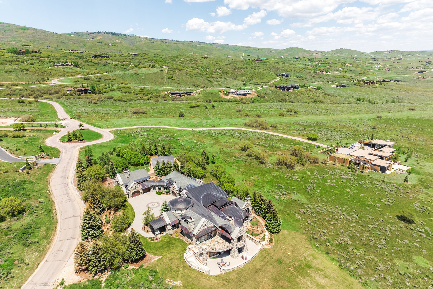 main property photo 10