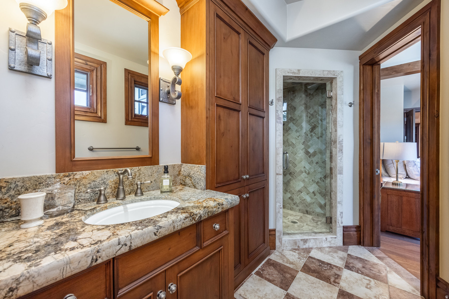 main property photo 39