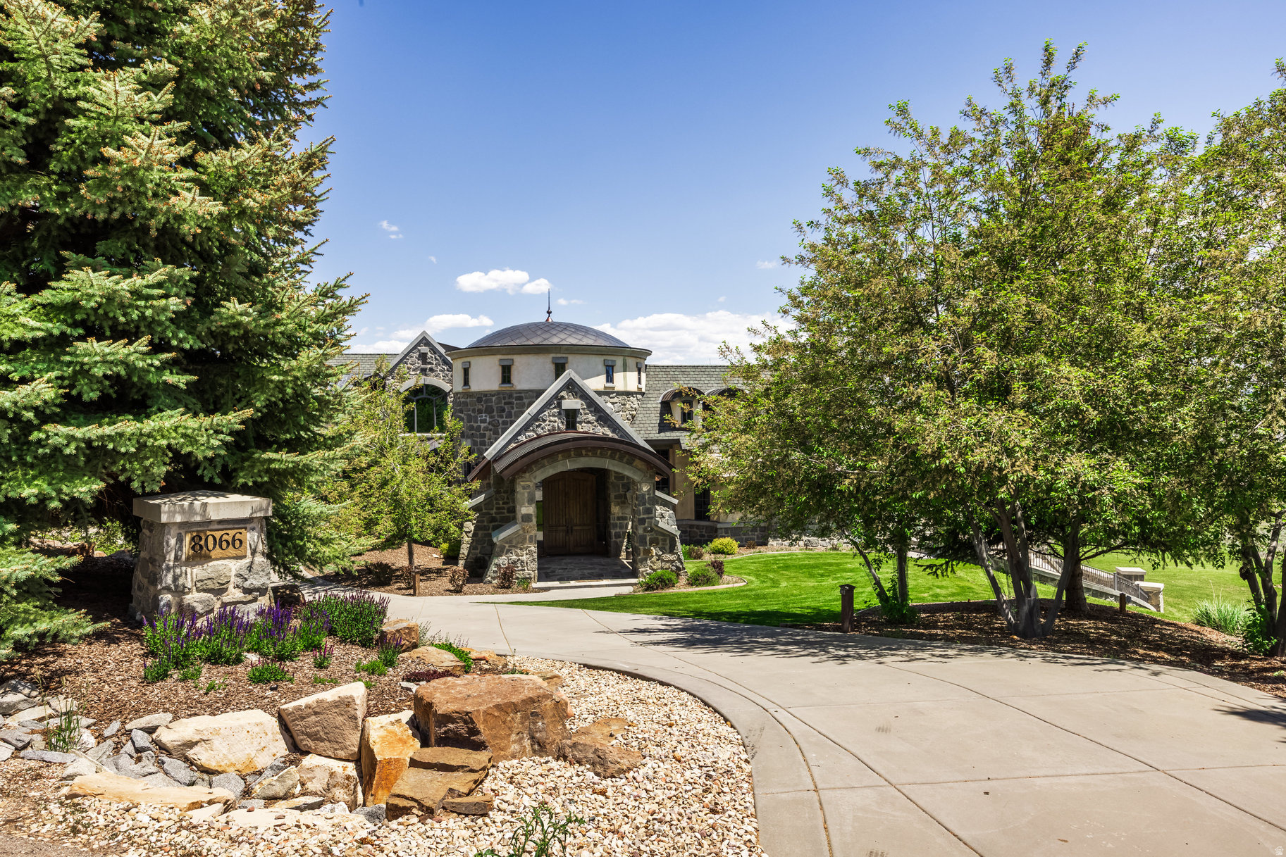 main property photo 76