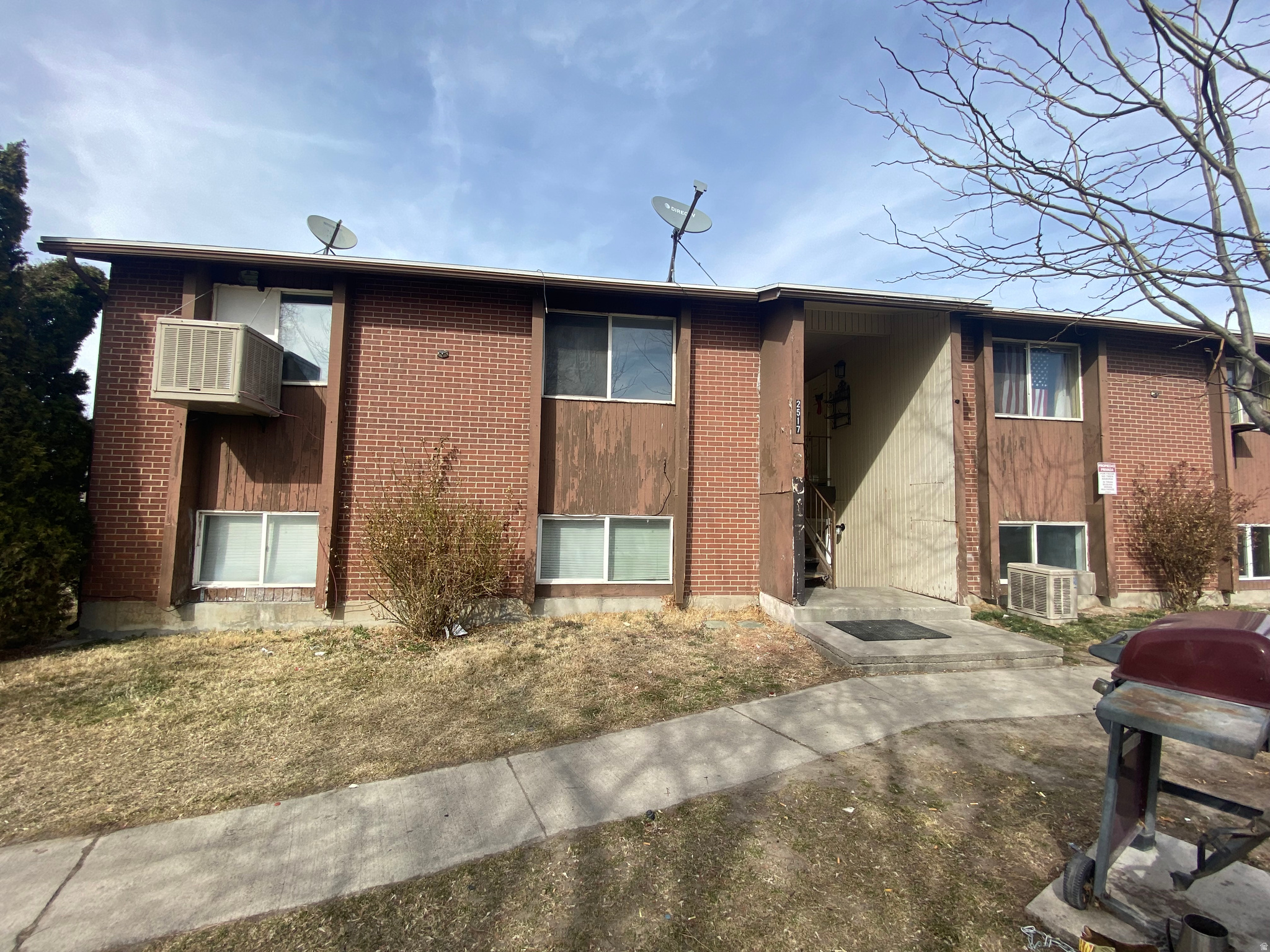 main property photo 0