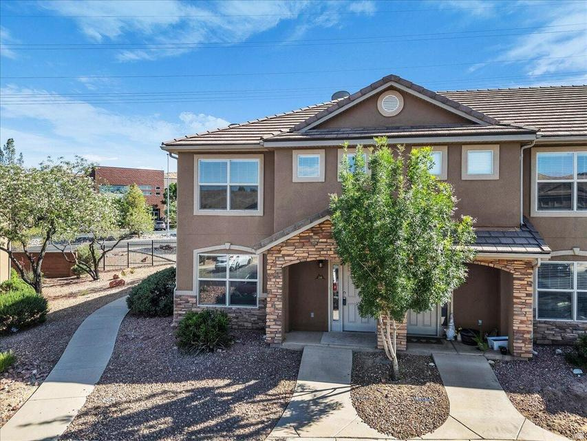 main property photo 0