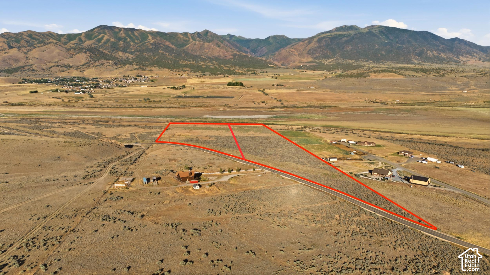 main property photo 17