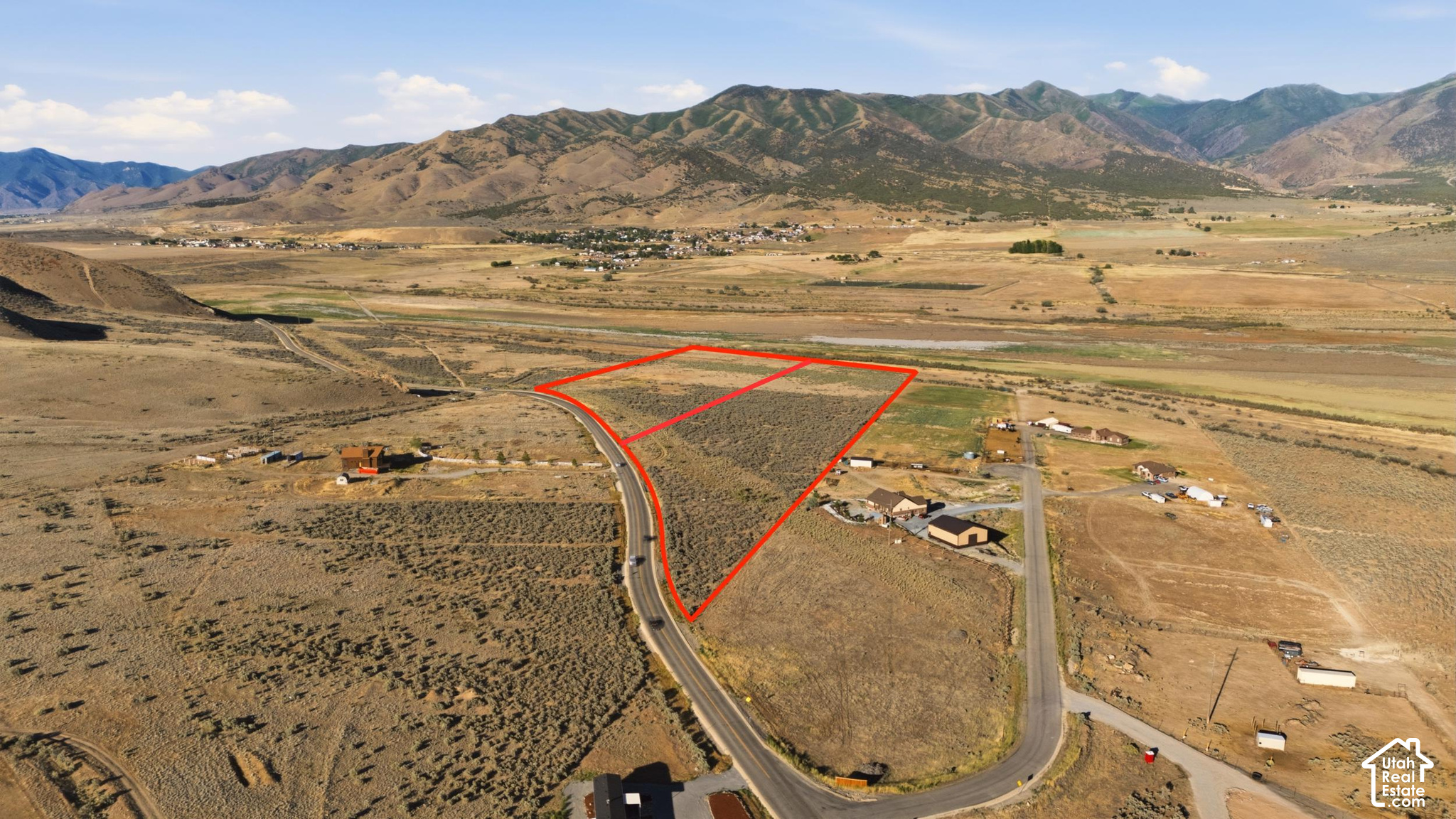 main property photo 18