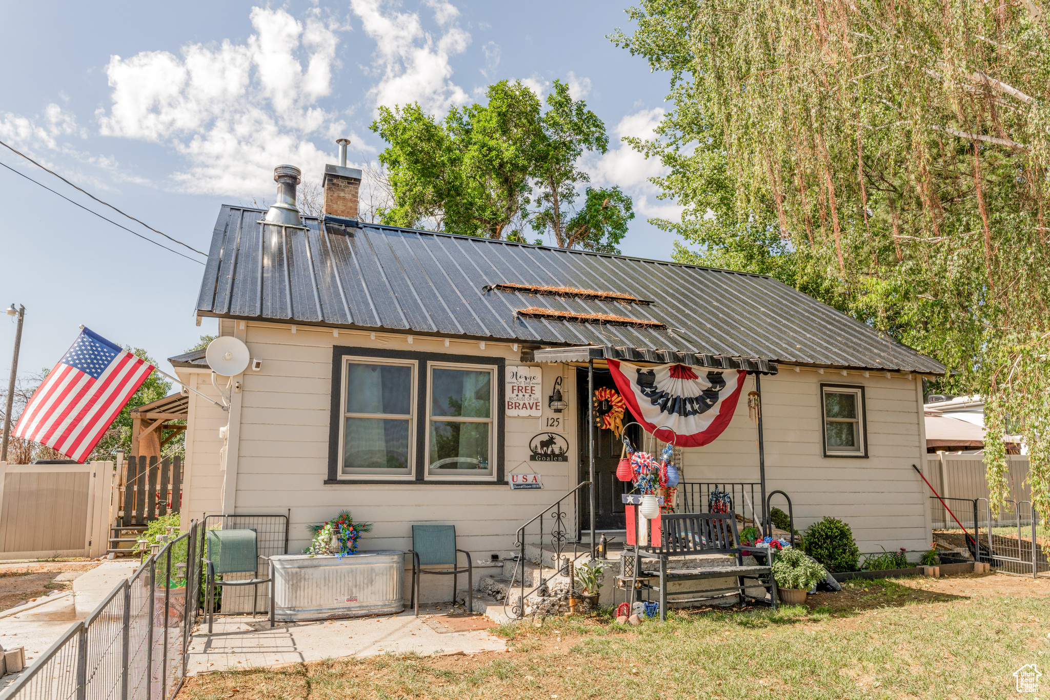 main property photo 0