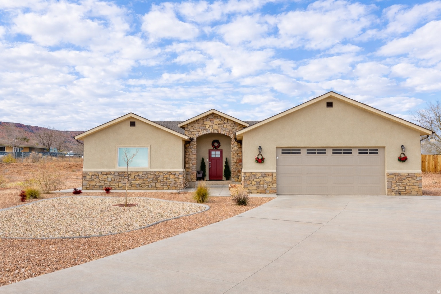 main property photo 0