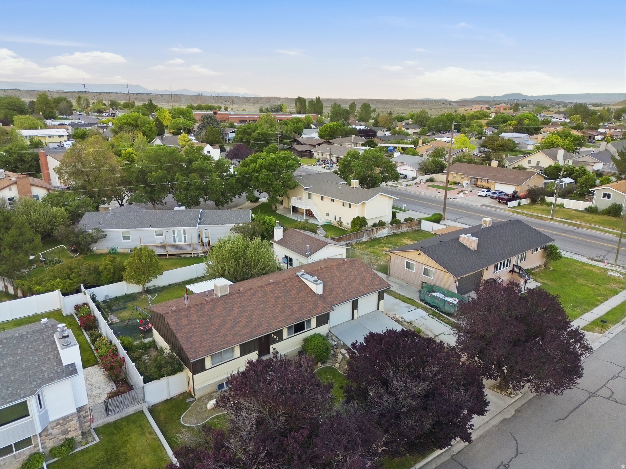 main property photo 45