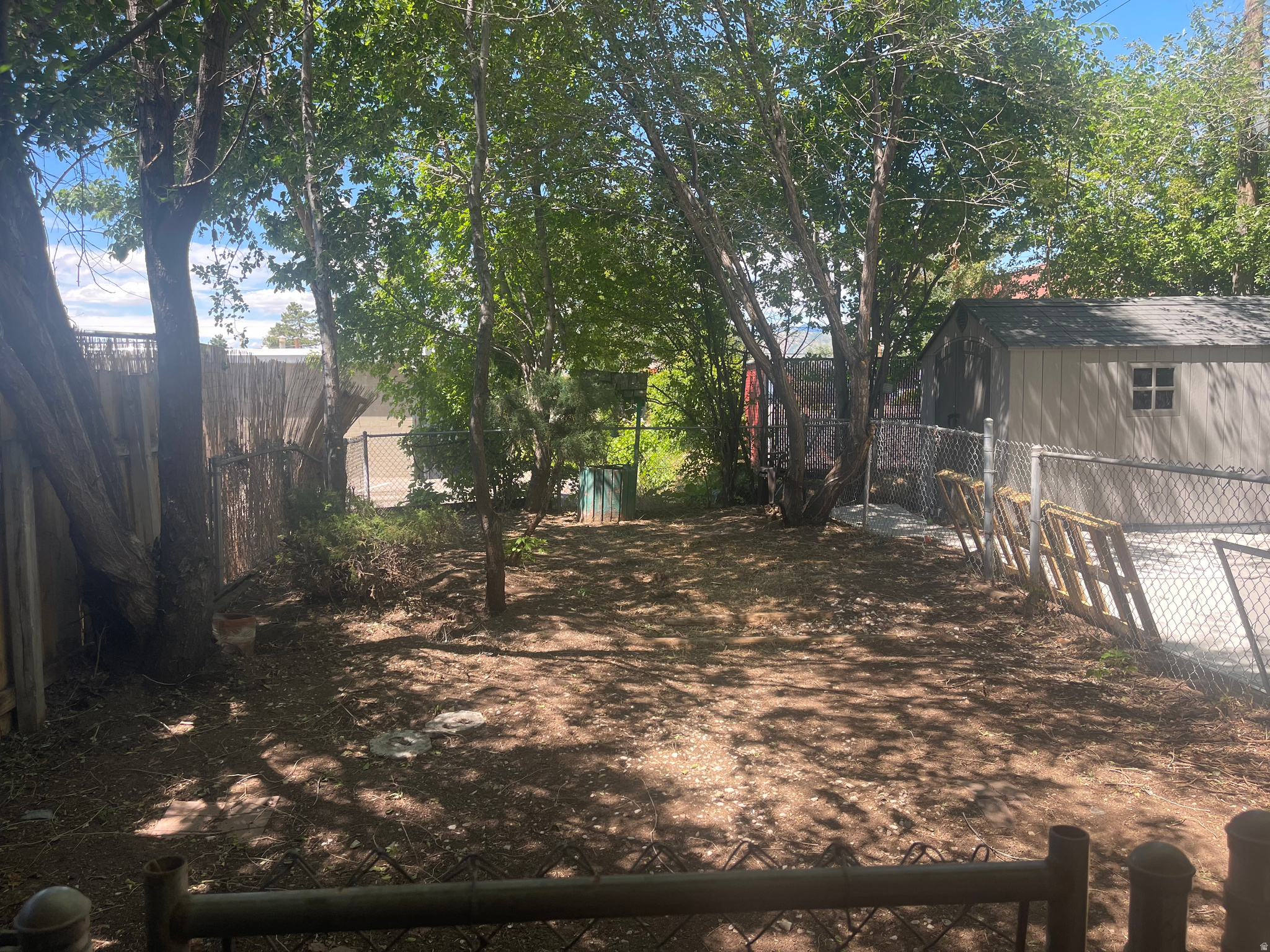 main property photo 12