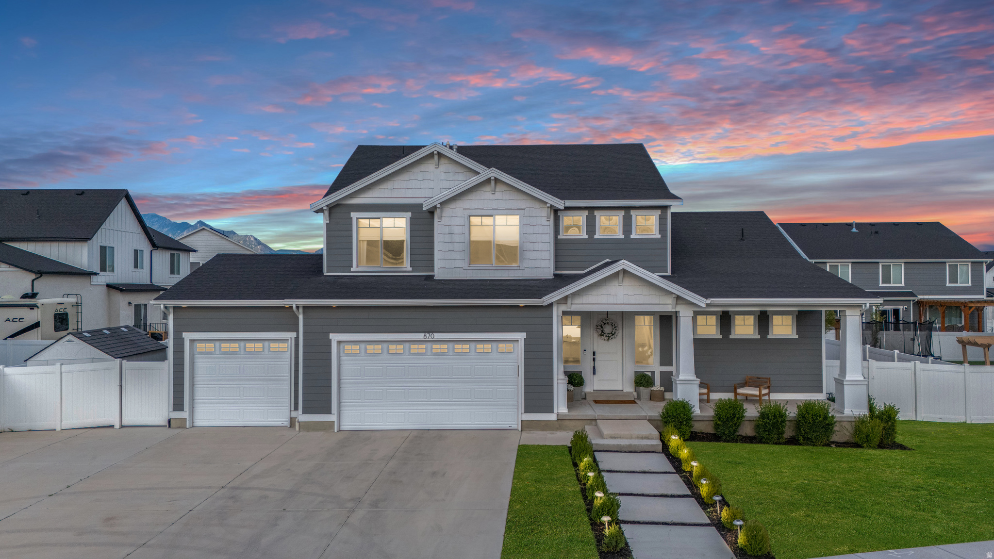 main property photo 0