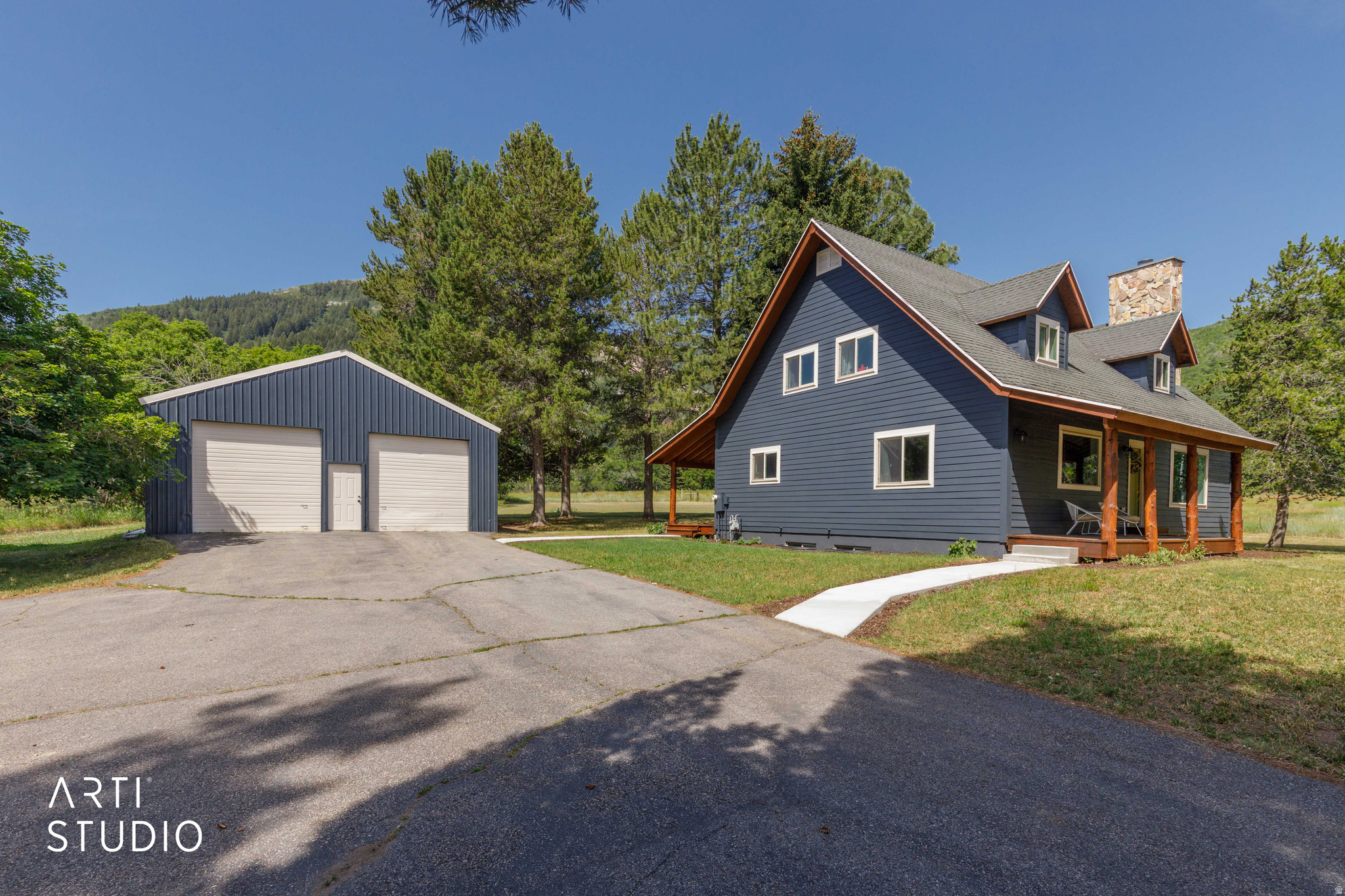 main property photo 0