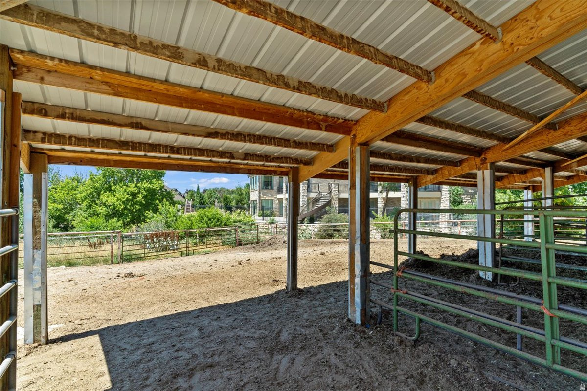 main property photo 88
