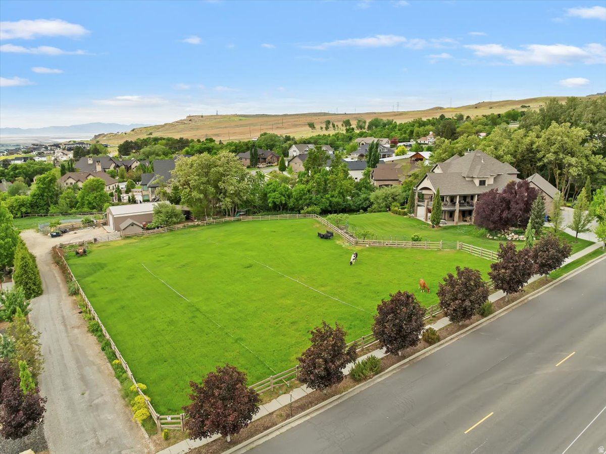 main property photo 91