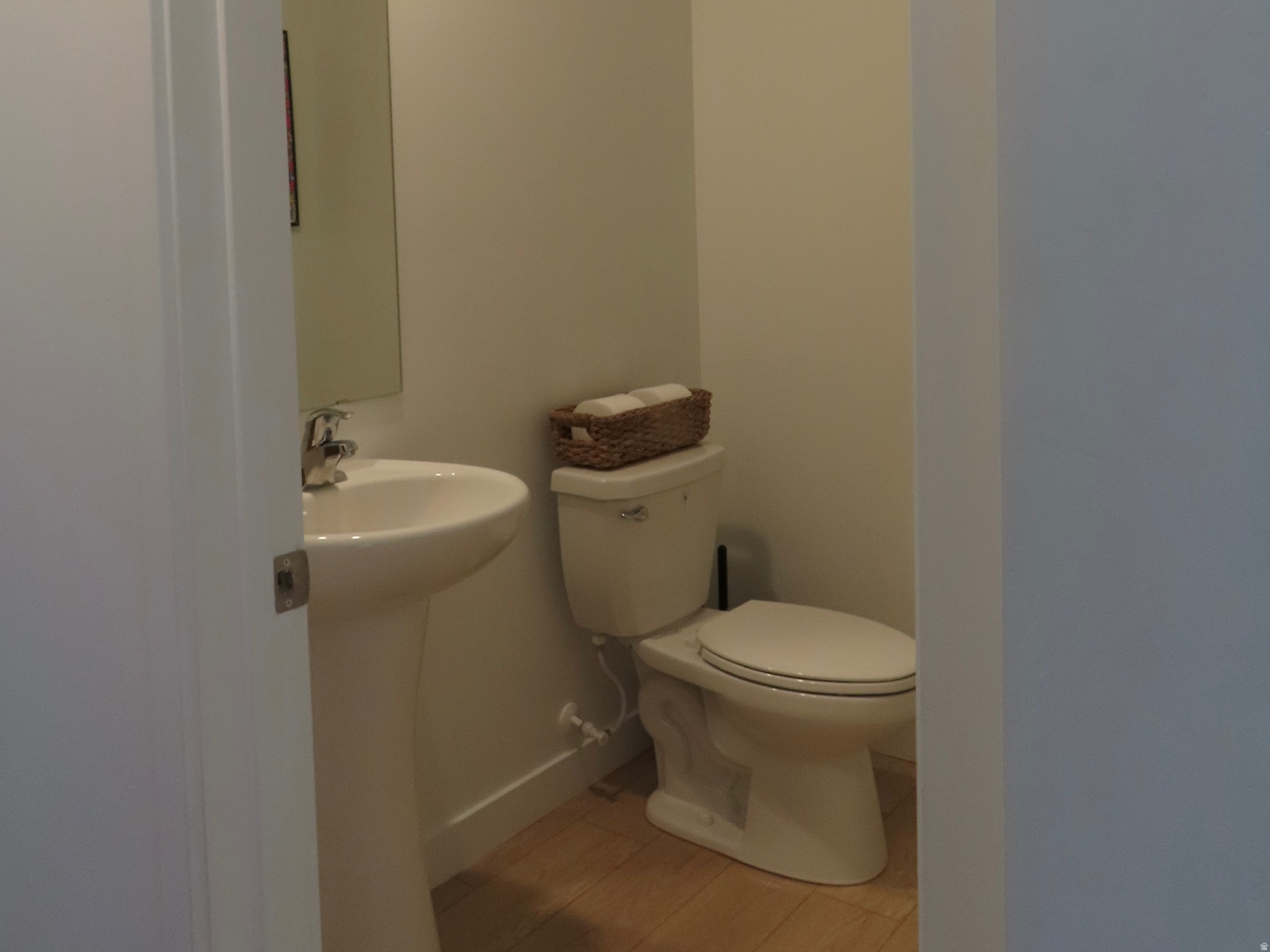 main property photo 9