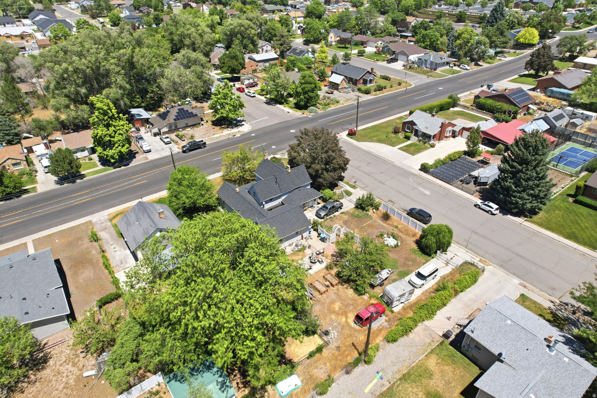 main property photo 41