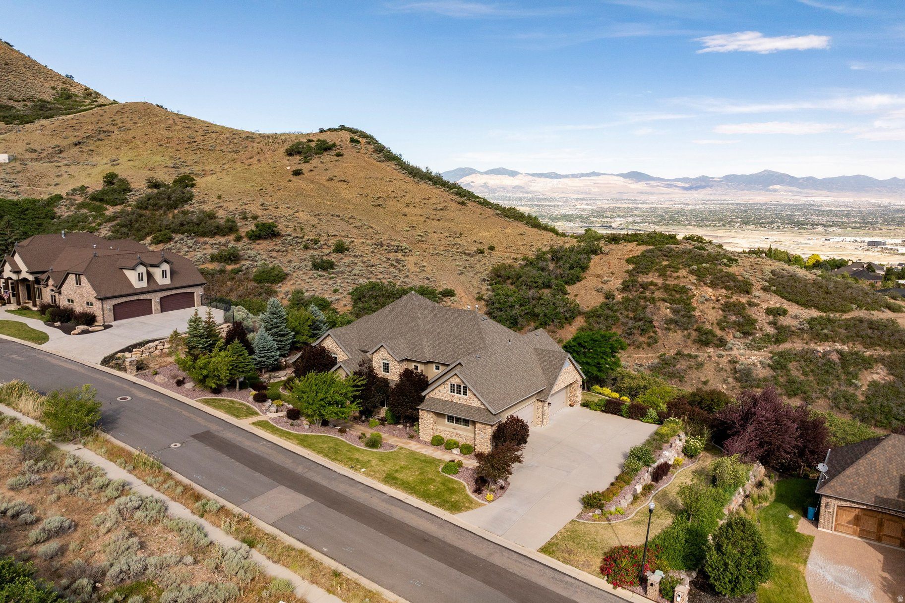 main property photo 71
