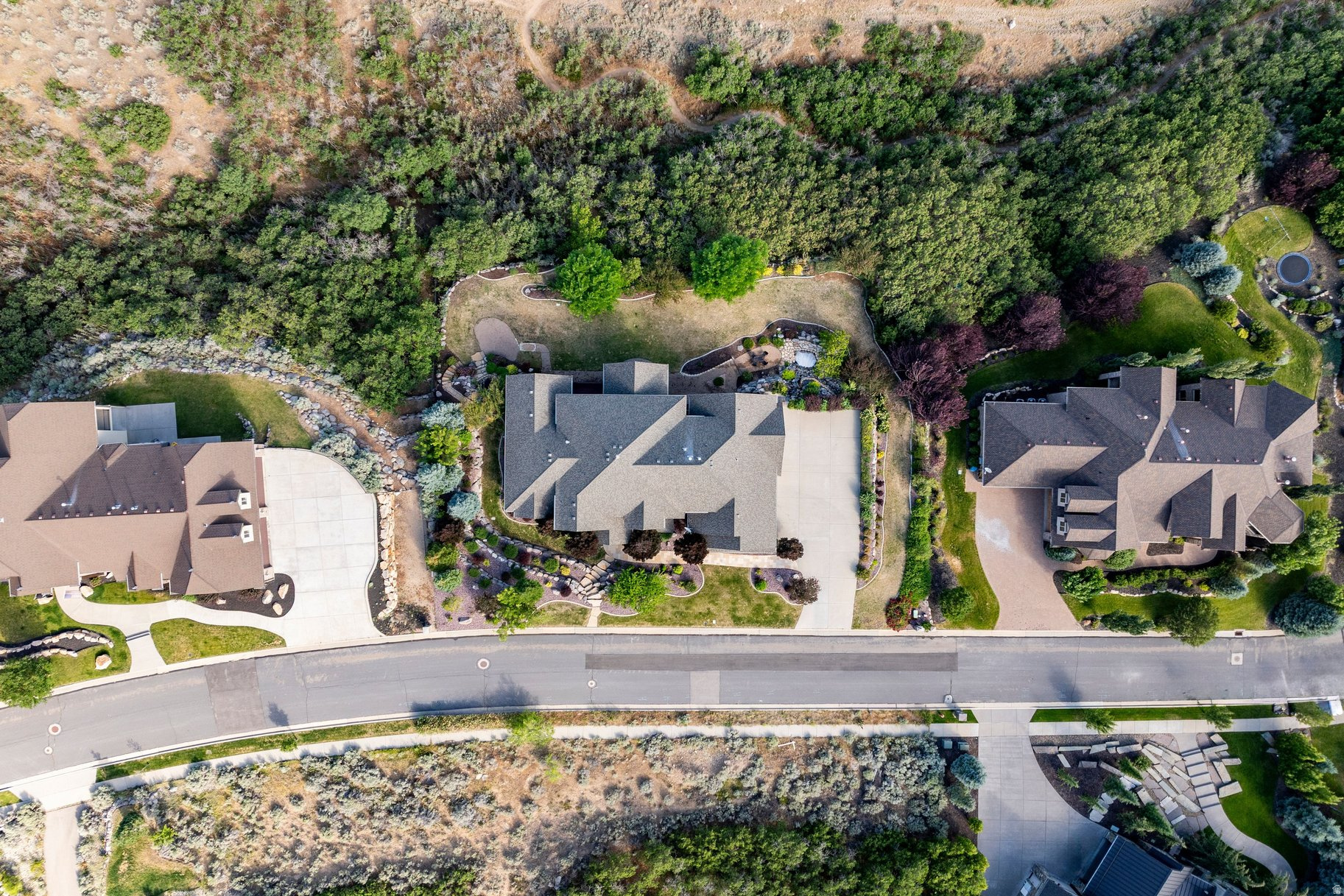 main property photo 81