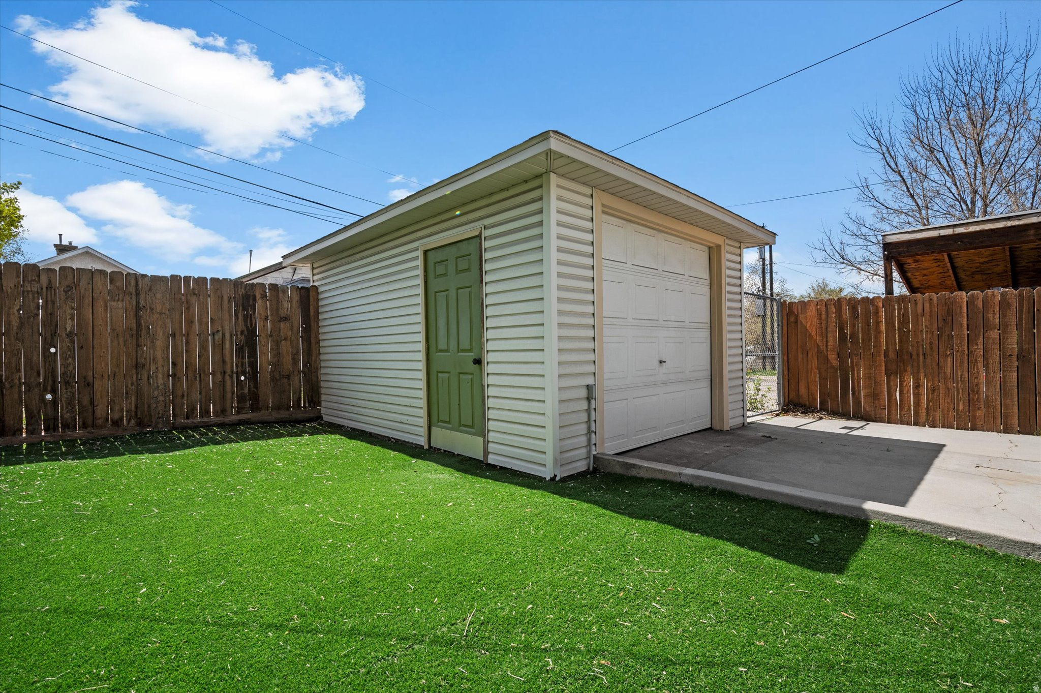 main property photo 42