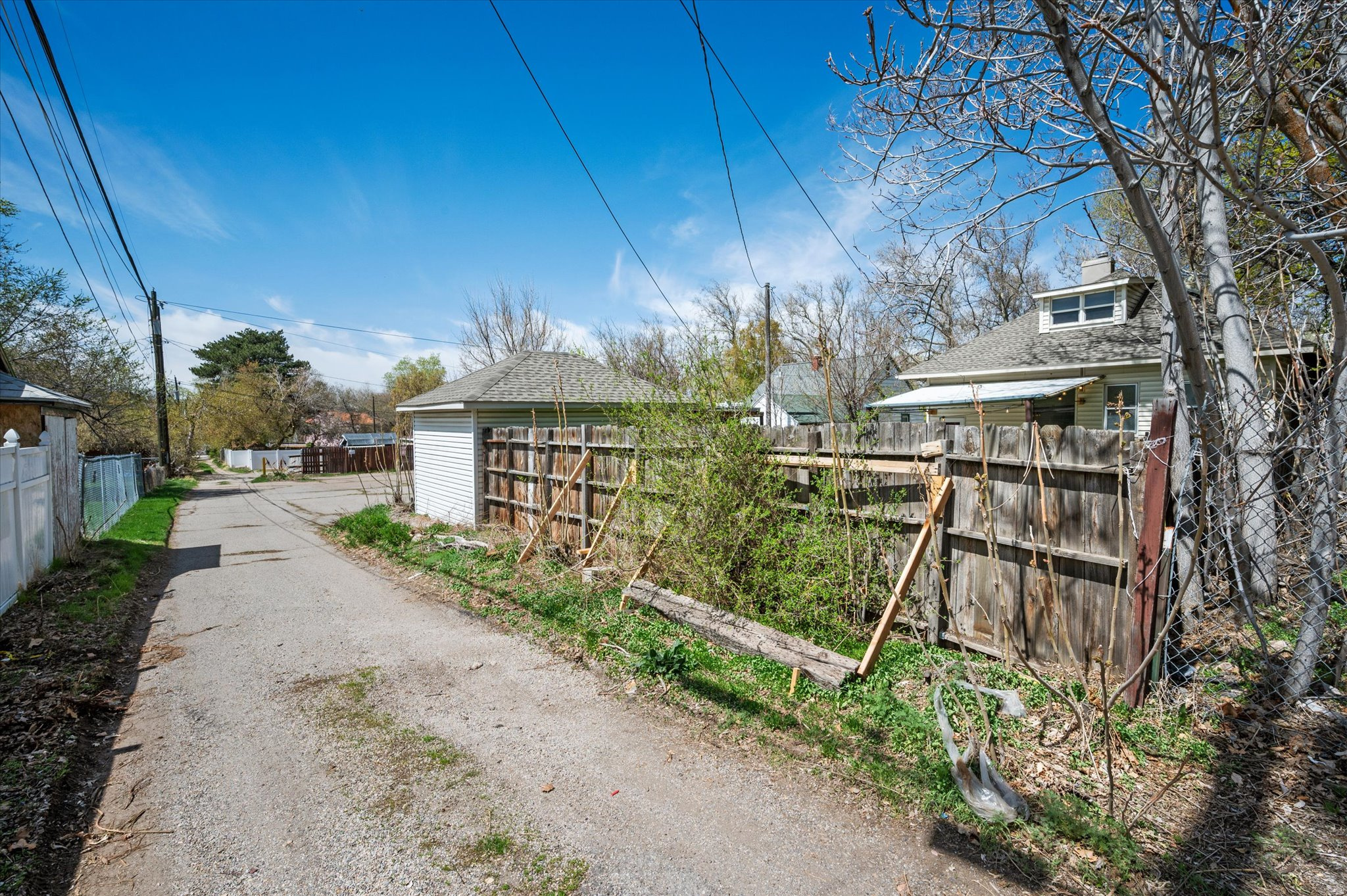 main property photo 44