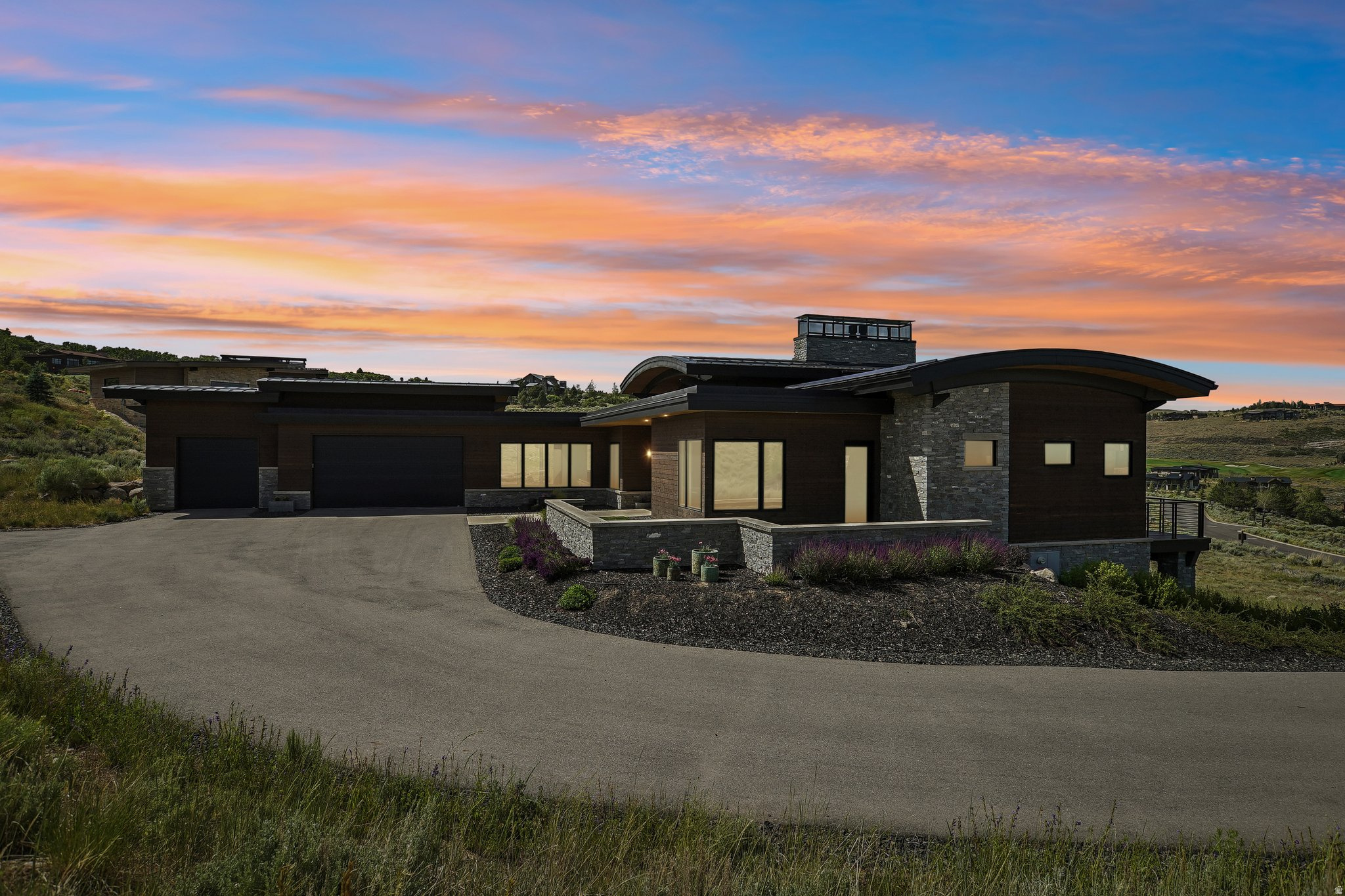 main property photo 76