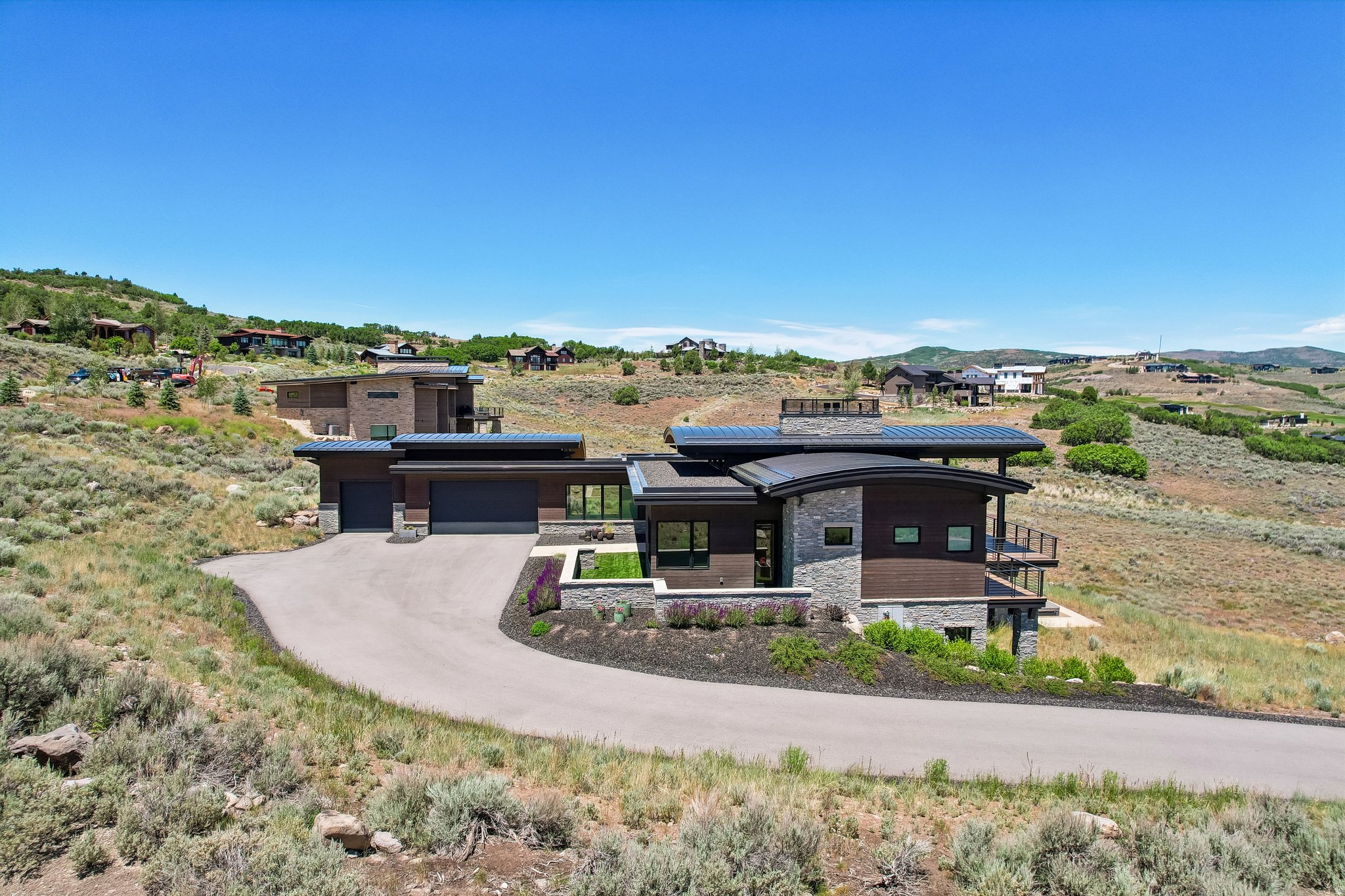 main property photo 80