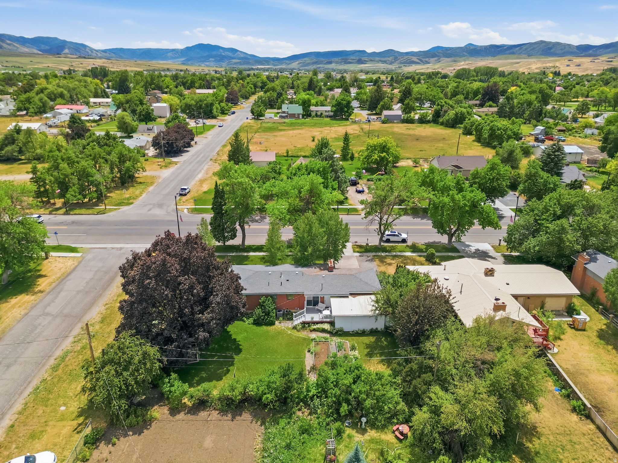main property photo 42