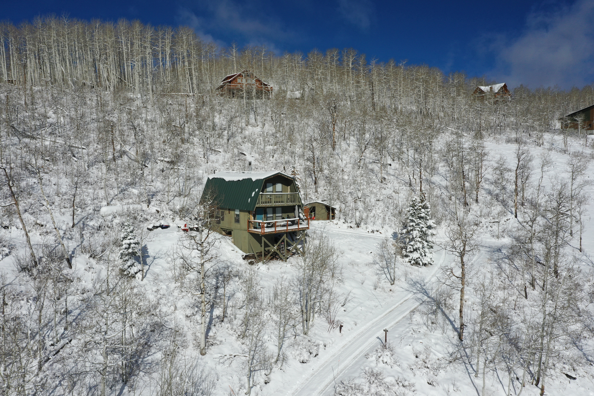 main property photo 9