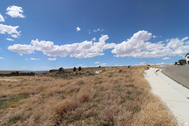 main property photo 0
