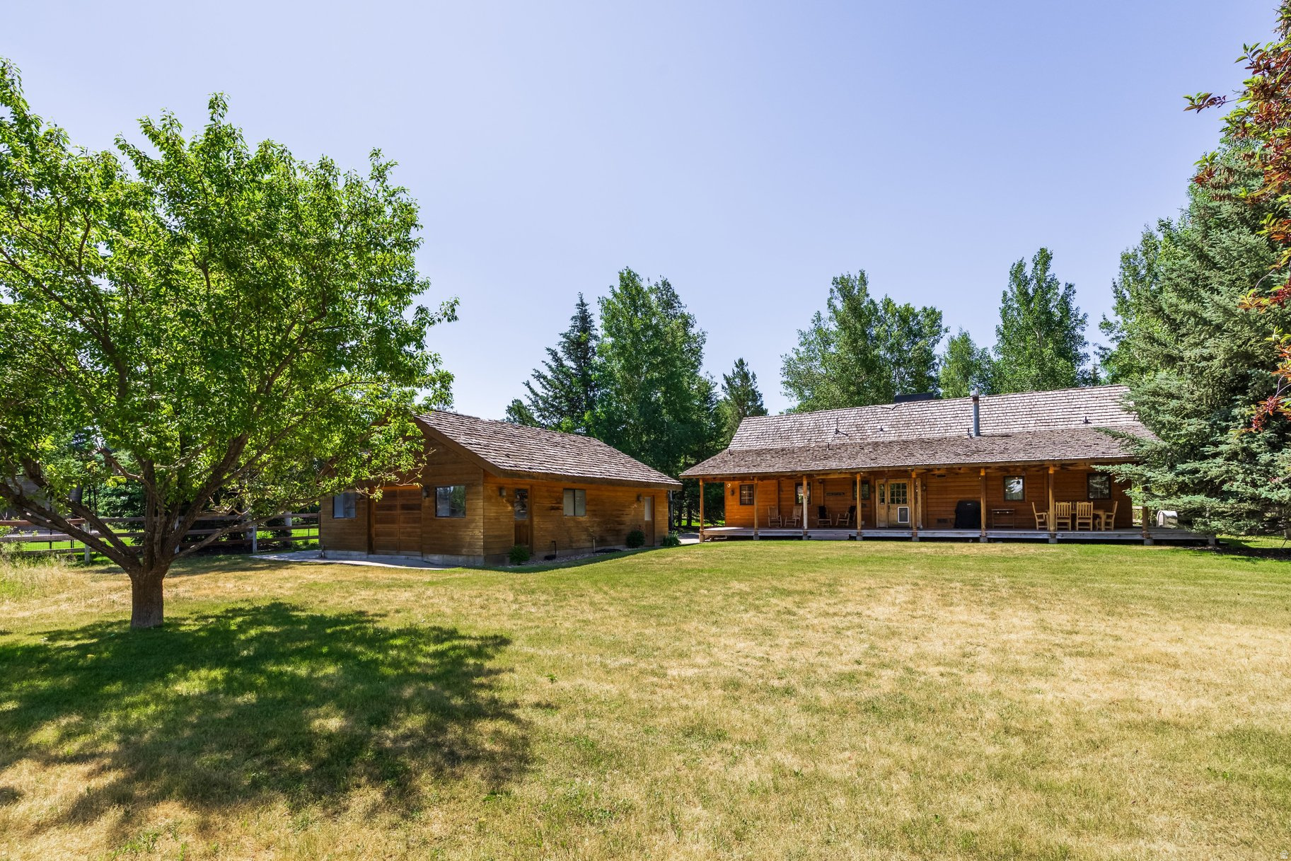 main property photo 44